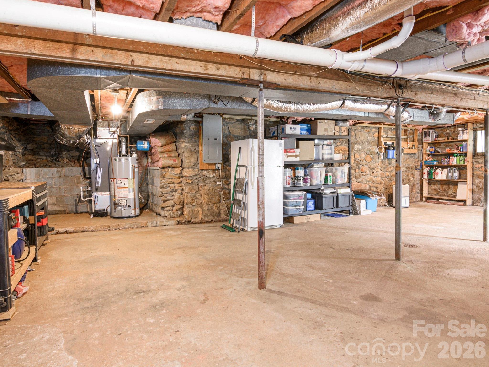 48 Hickory Tree Road — Asheville