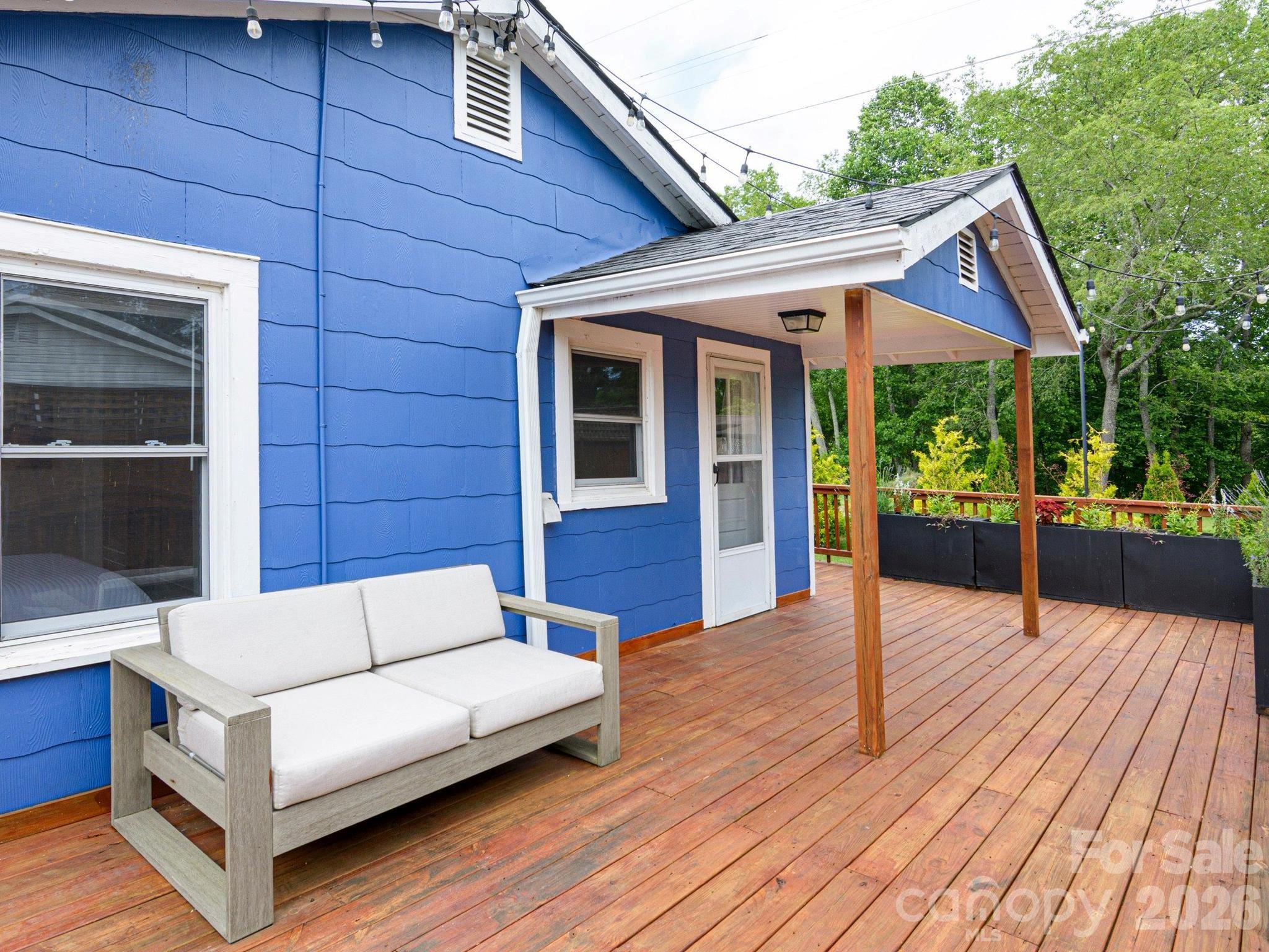 48 Hickory Tree Road — Asheville