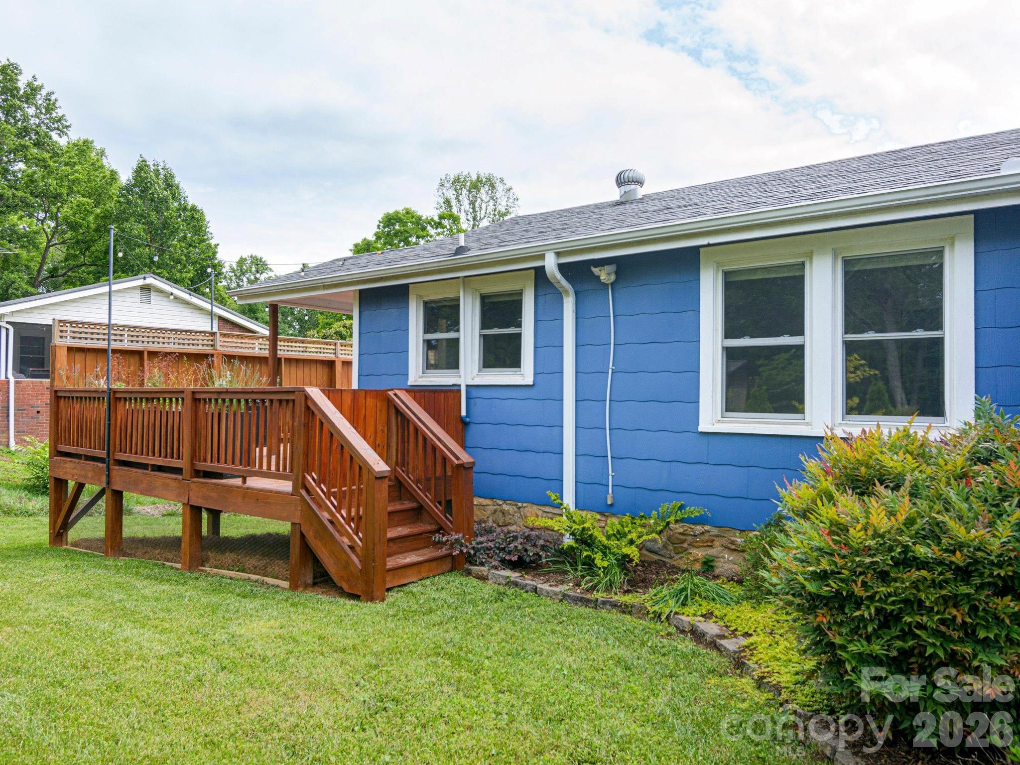 48 Hickory Tree Road — Asheville