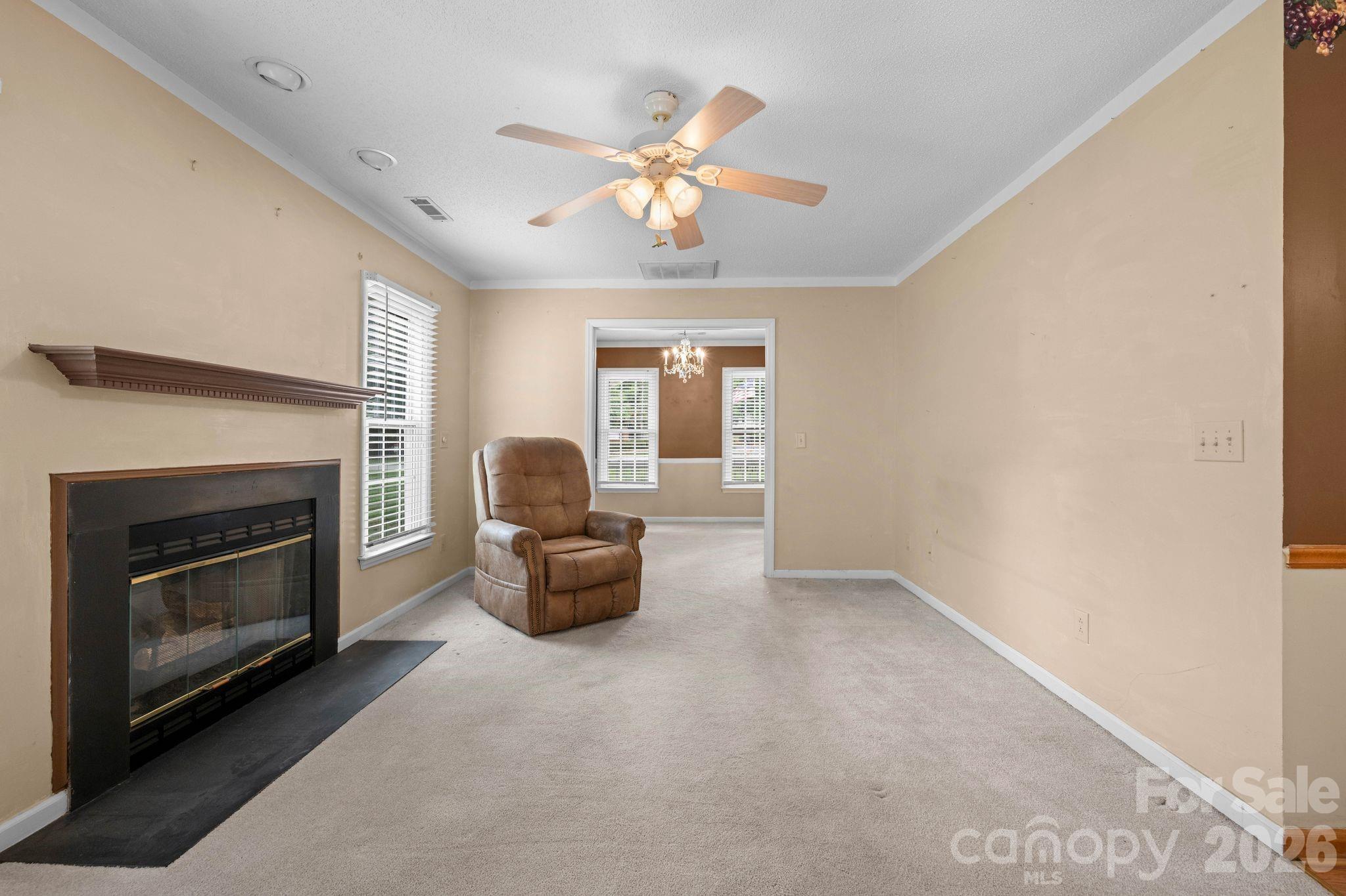 7600 Sedgewick Ridge Road — Lewisville