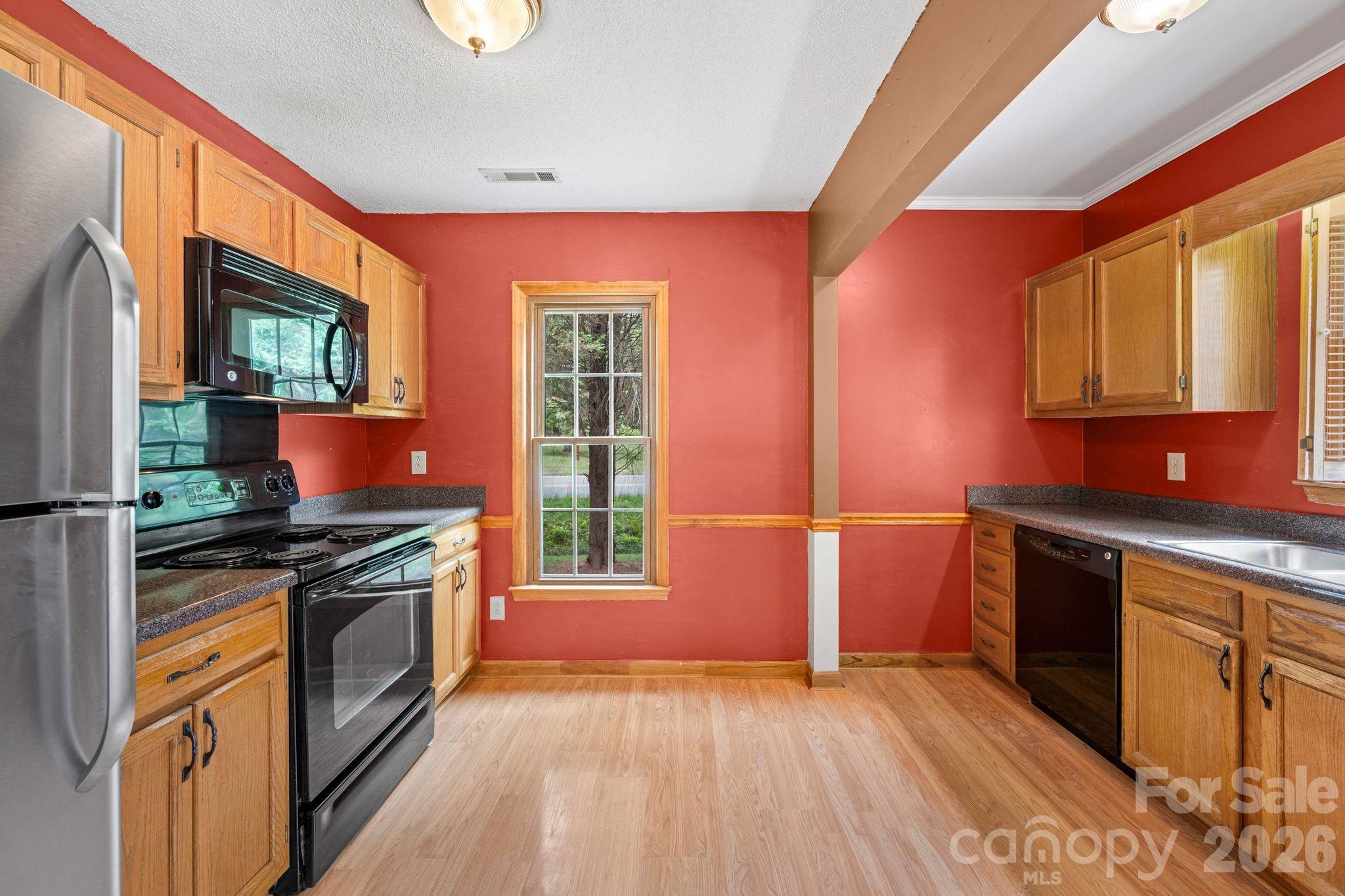 7600 Sedgewick Ridge Road — Lewisville