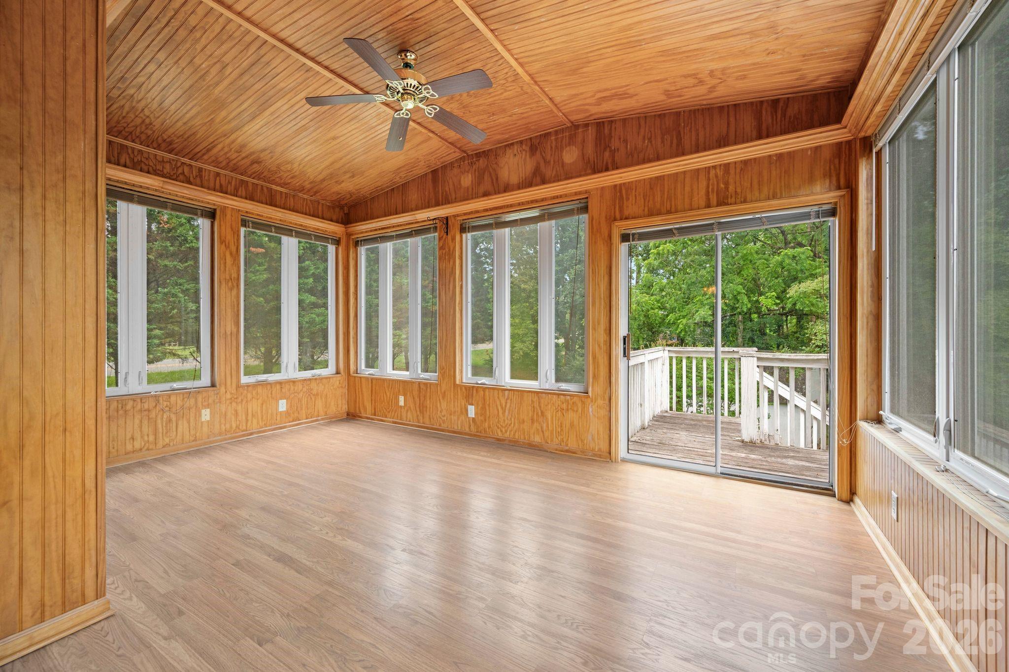 7600 Sedgewick Ridge Road — Lewisville