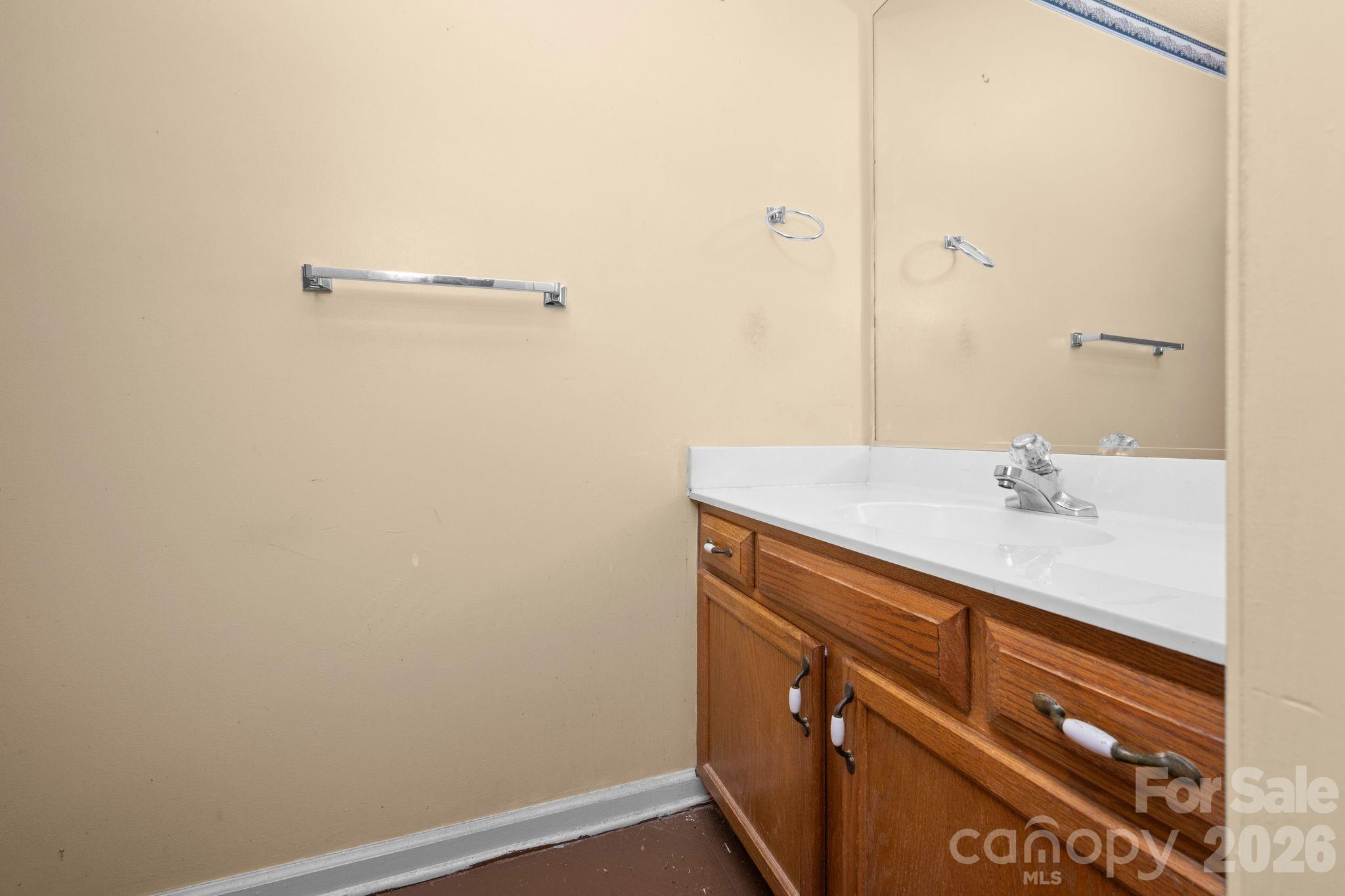 7600 Sedgewick Ridge Road — Lewisville