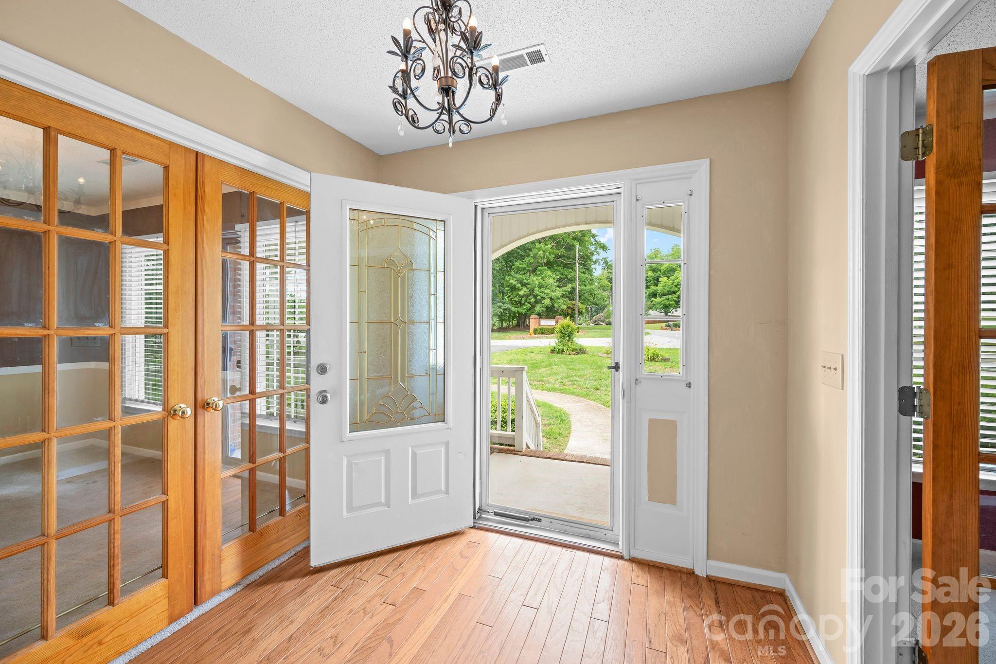 7600 Sedgewick Ridge Road — Lewisville