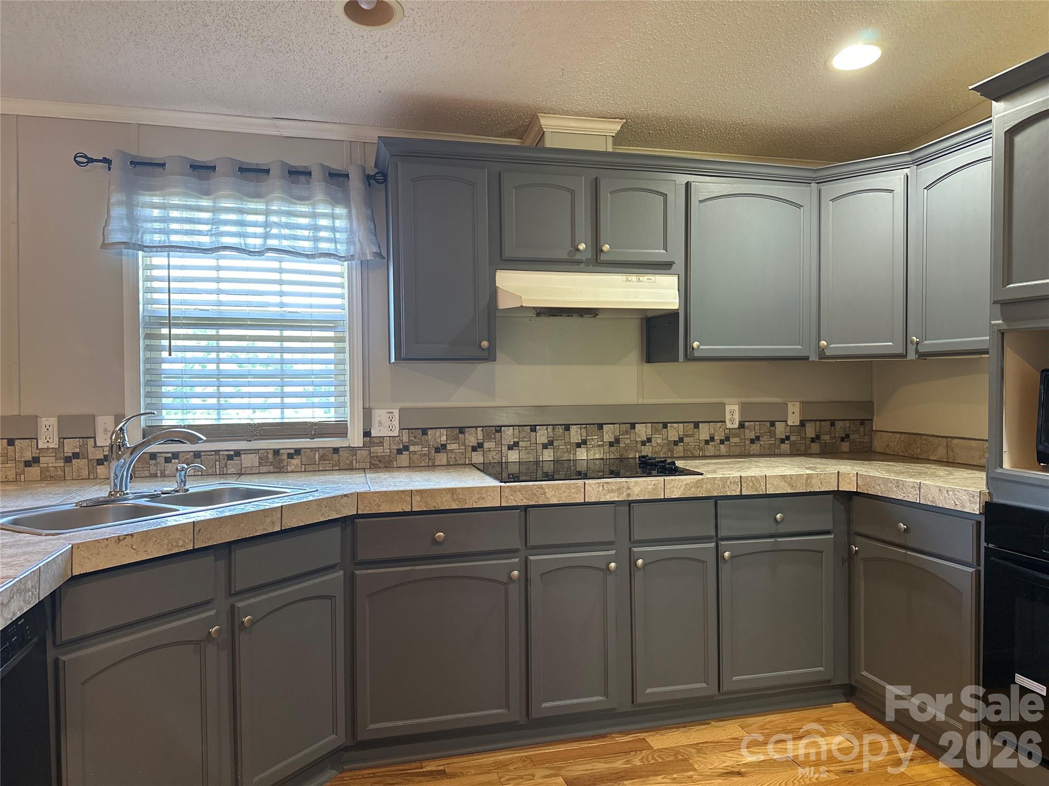 2567 Peeler Road — Vale