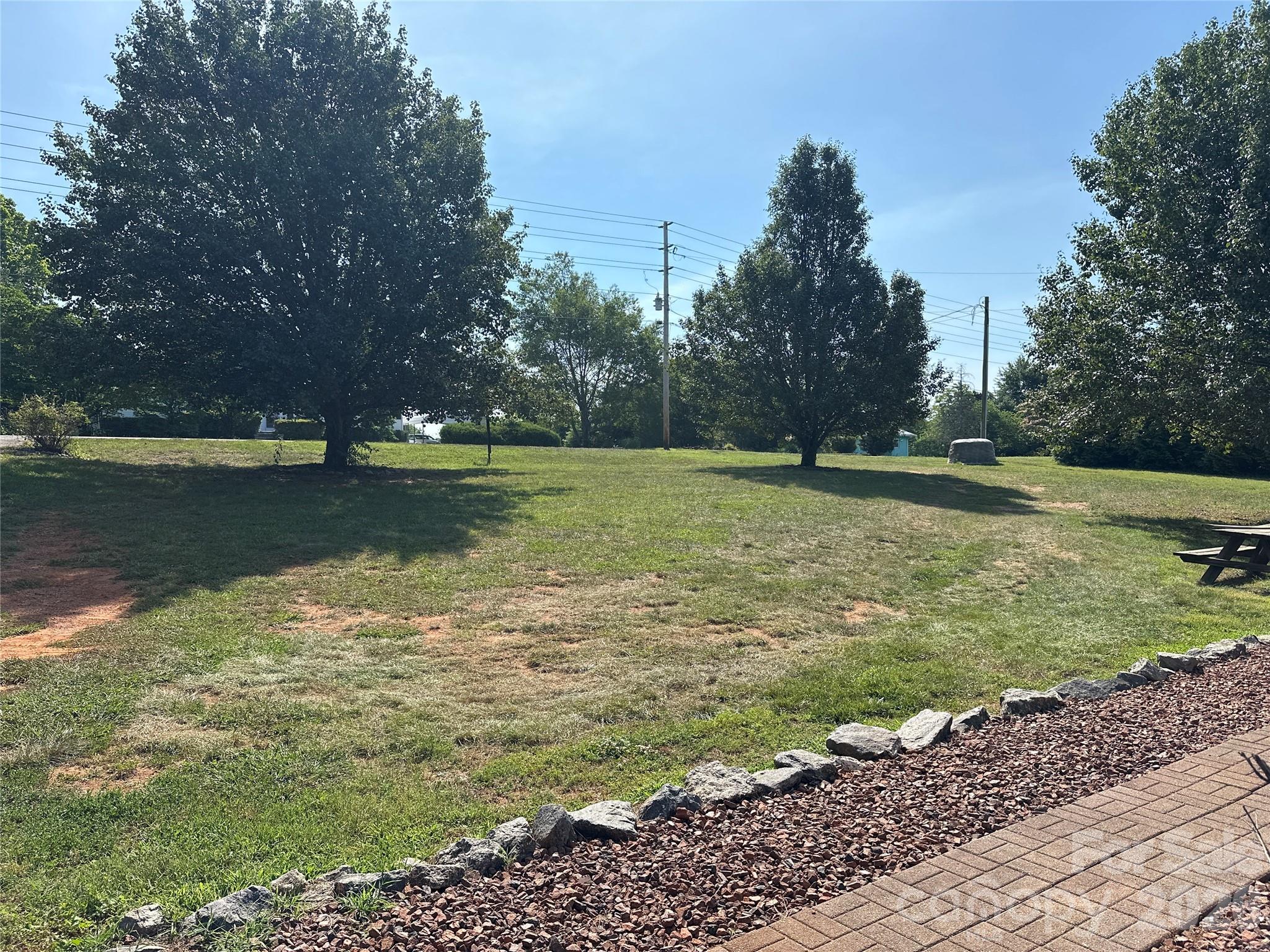 2567 Peeler Road — Vale