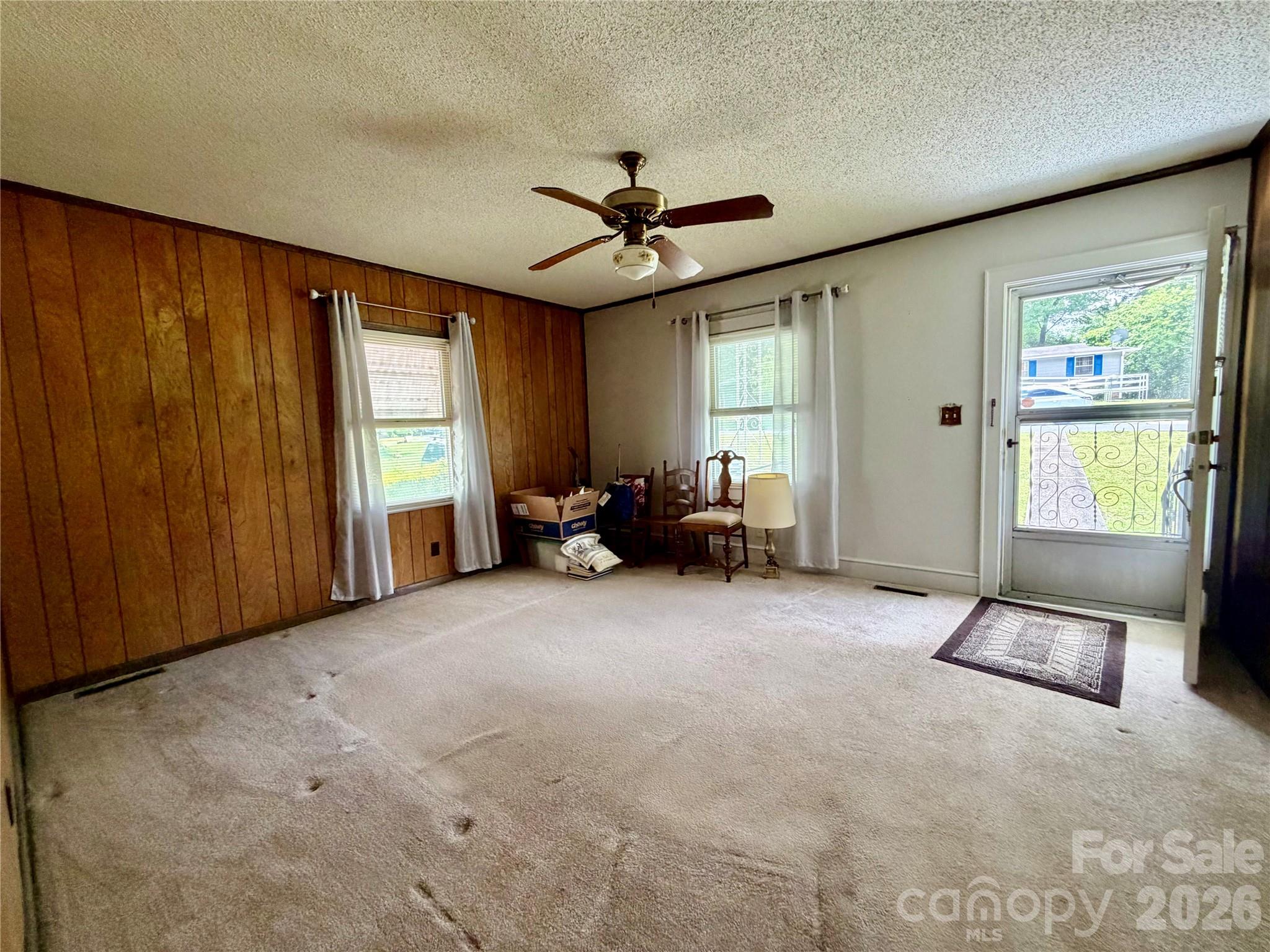 5057 Erickson Road — Charlotte