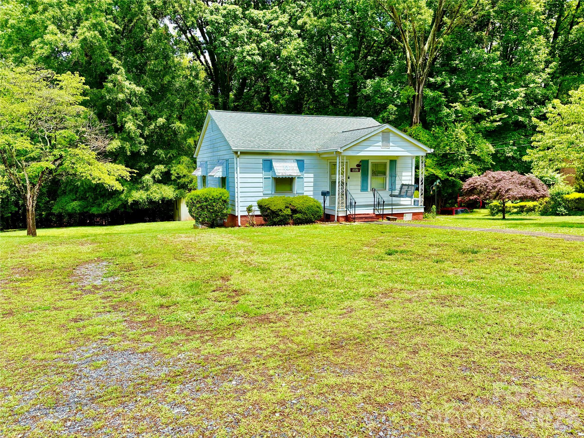 5057 Erickson Road — Charlotte