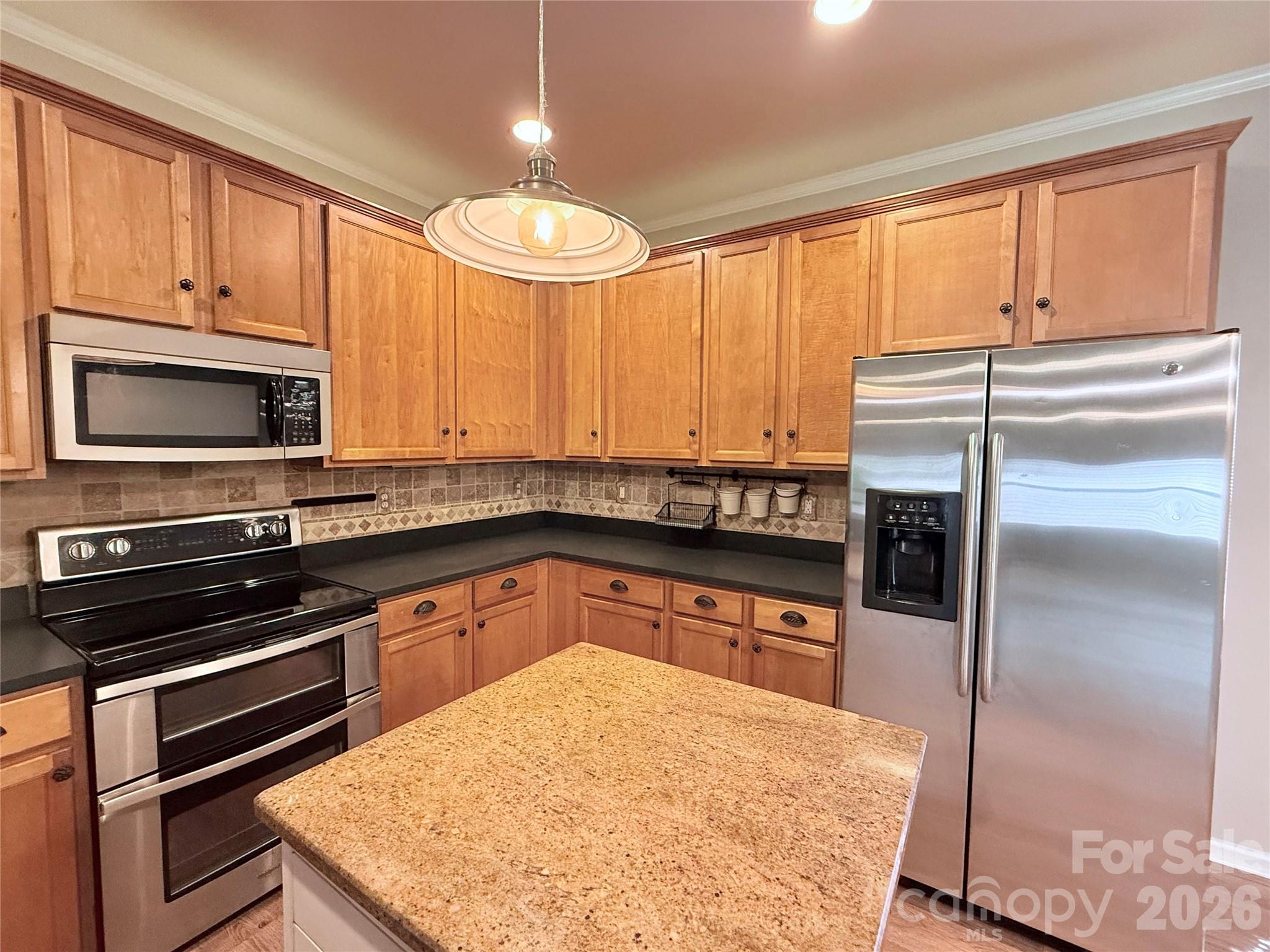 115 Thorsen Drive — Mooresville