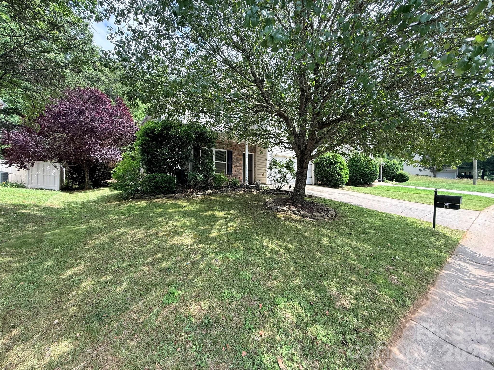 115 Thorsen Drive — Mooresville