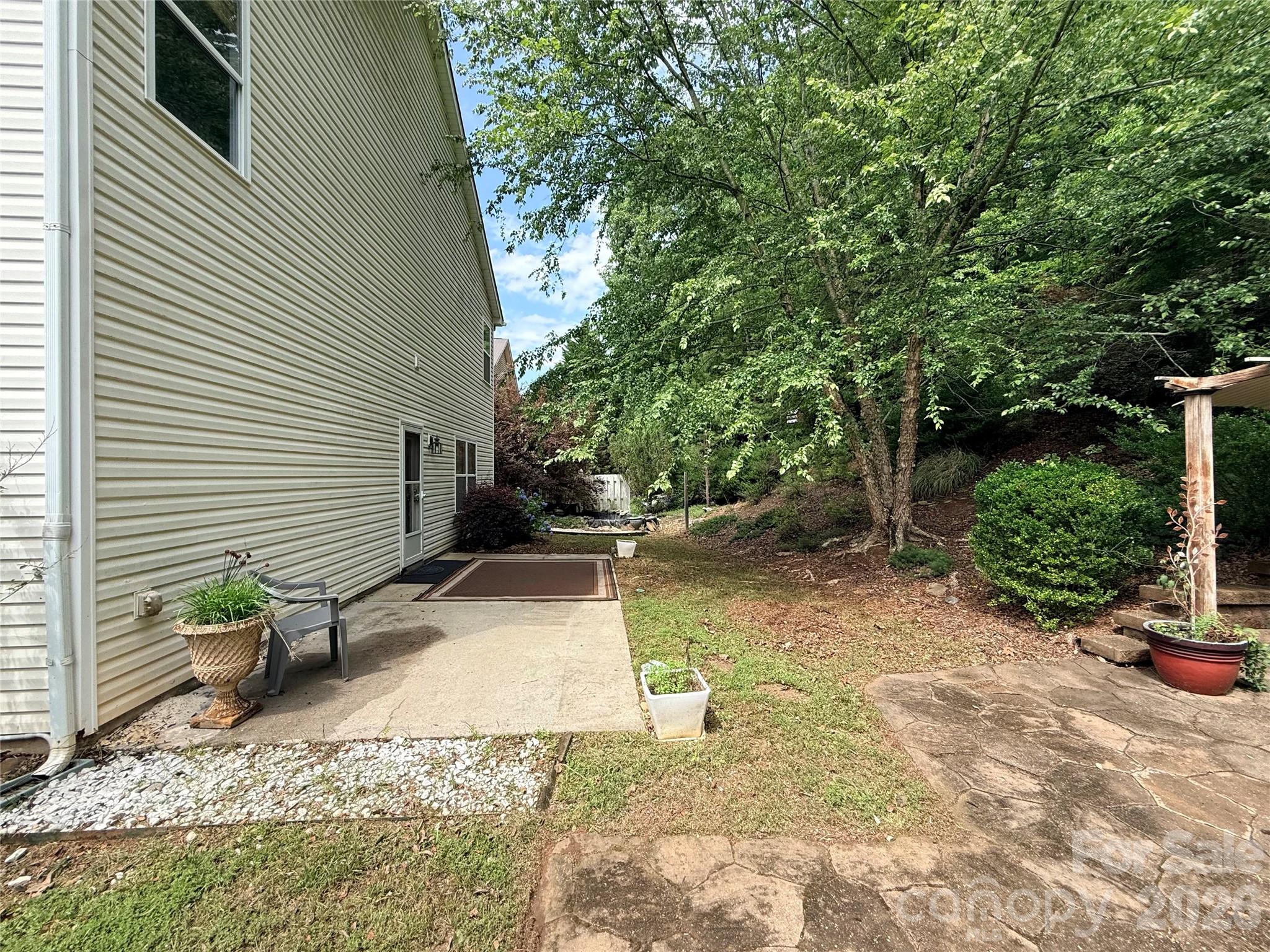 115 Thorsen Drive — Mooresville