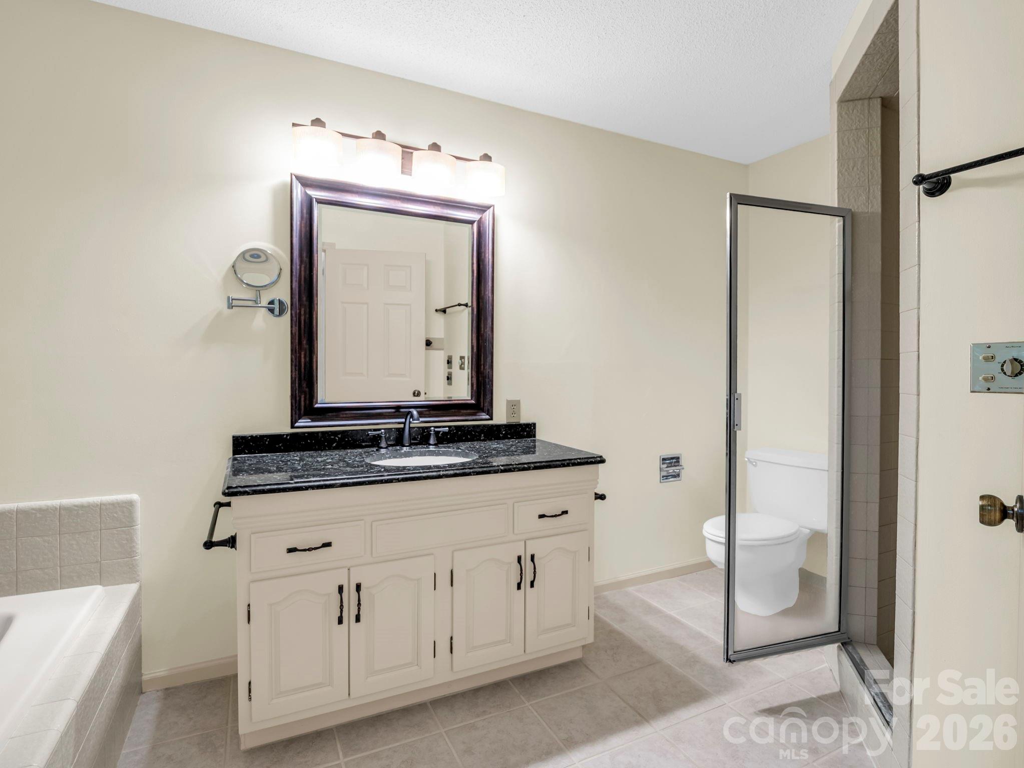 115 Woodhaven Drive — Hendersonville