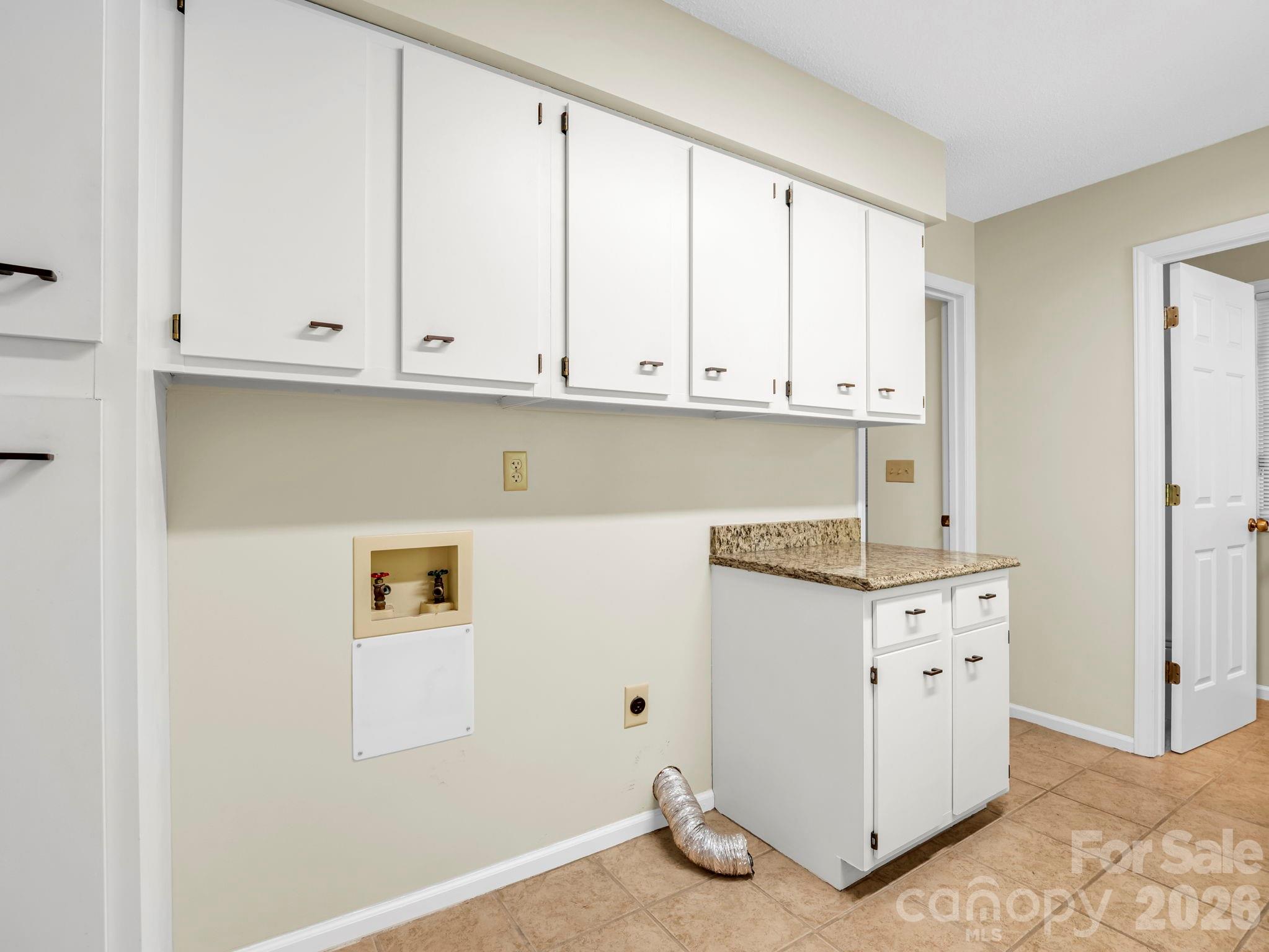 115 Woodhaven Drive — Hendersonville