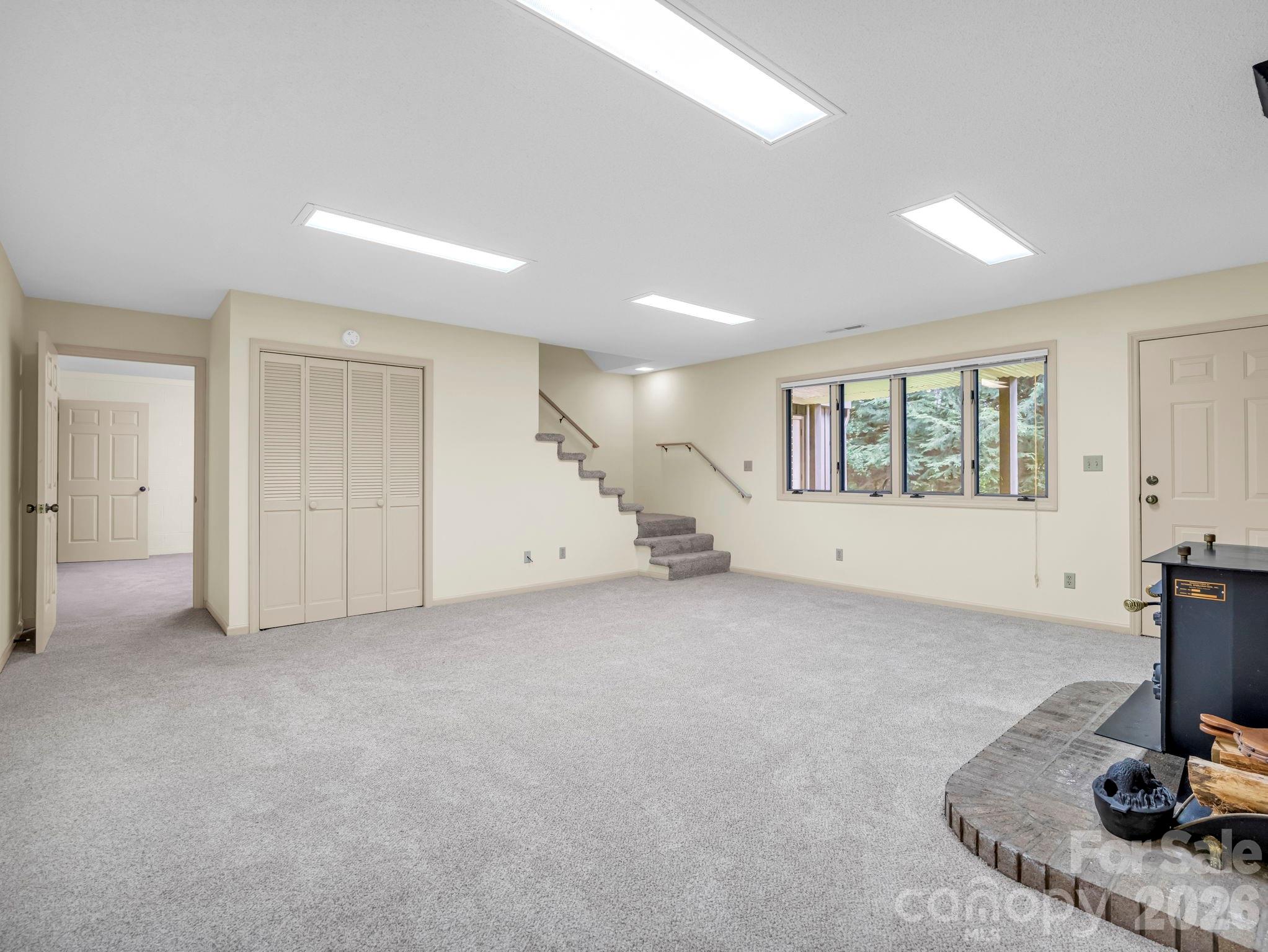 115 Woodhaven Drive — Hendersonville