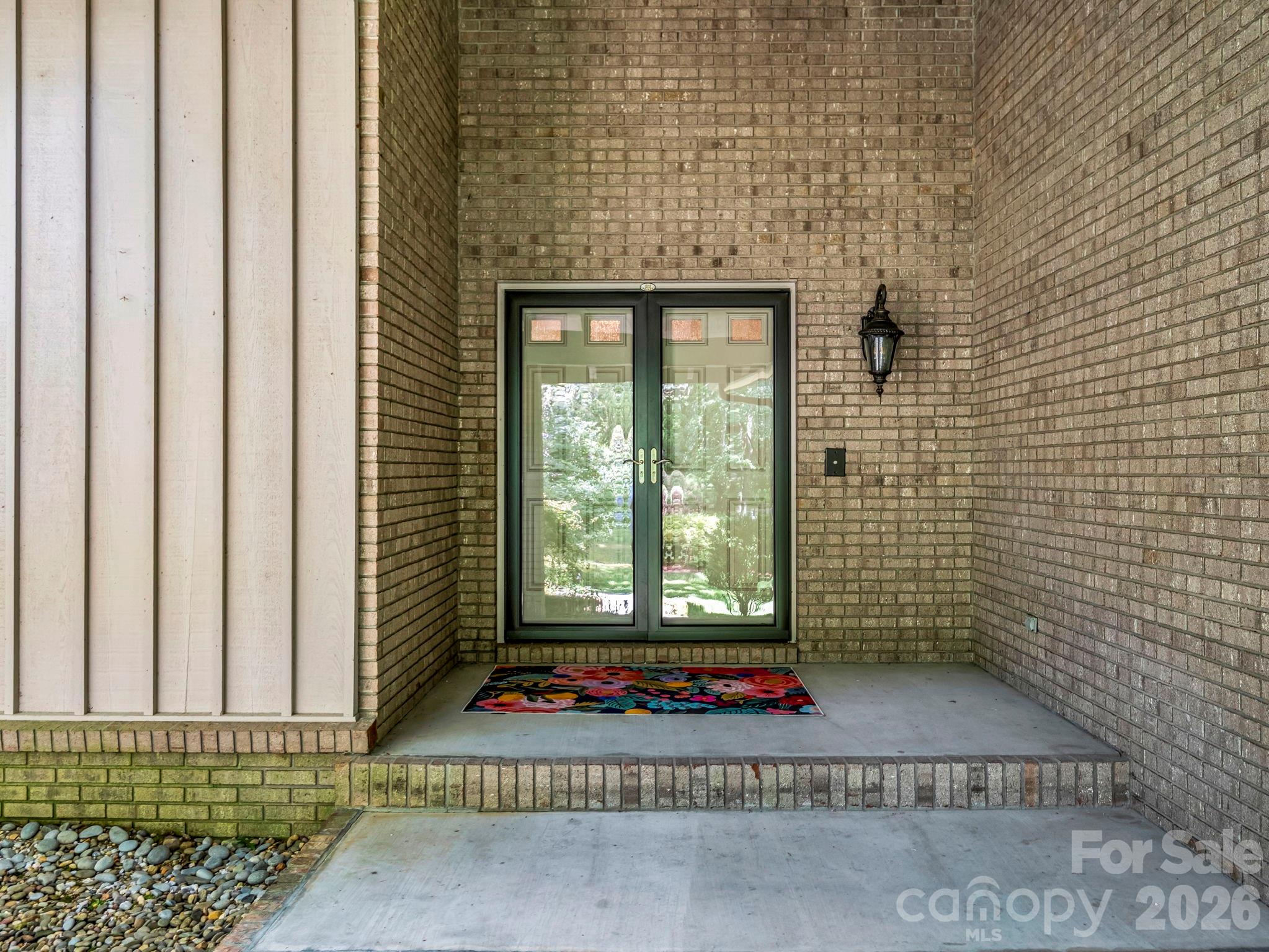 115 Woodhaven Drive — Hendersonville