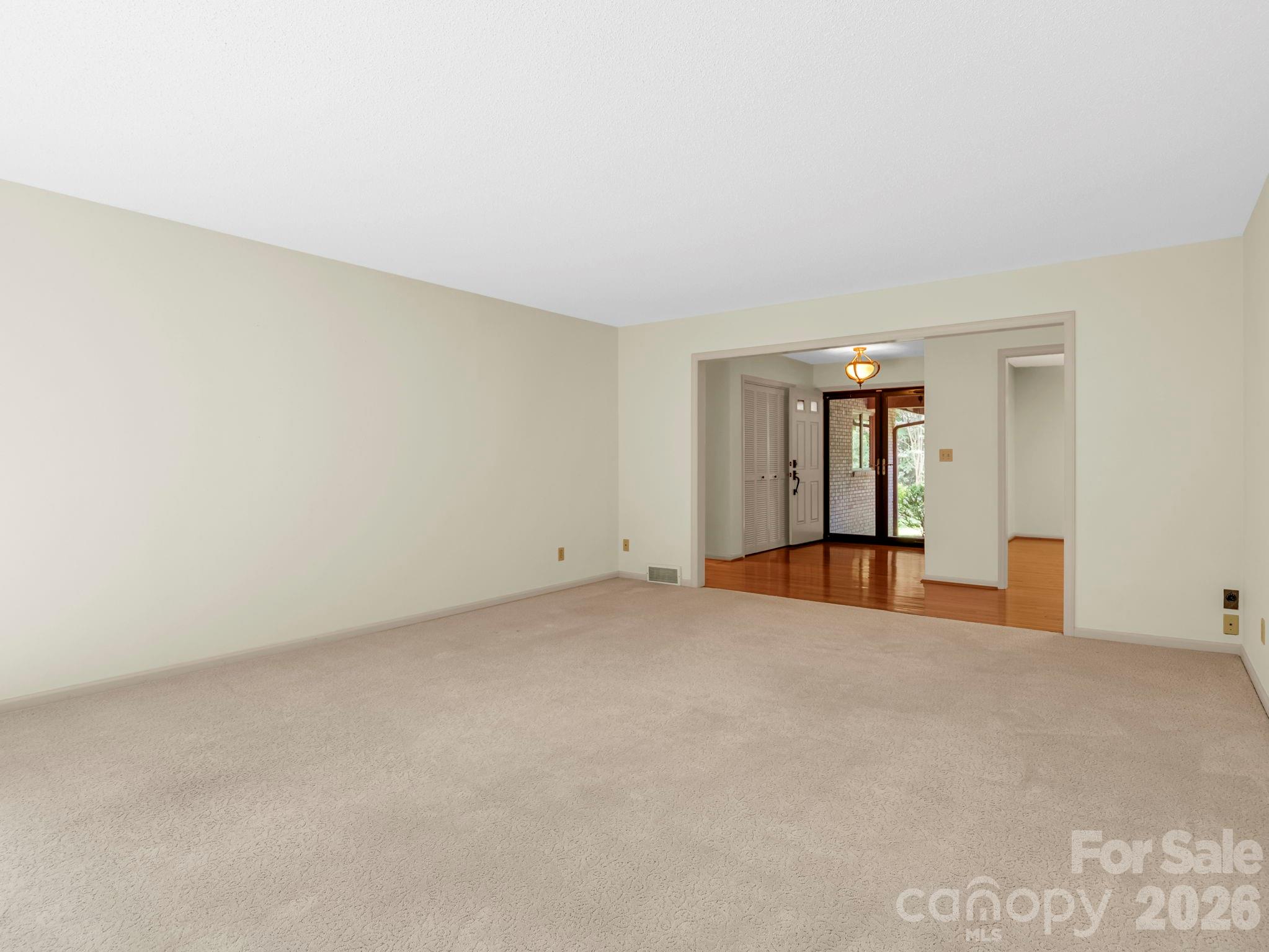 115 Woodhaven Drive — Hendersonville