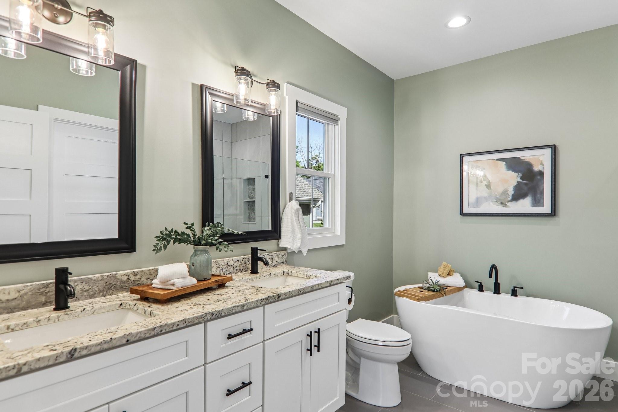 119 Olde Oak Way — Hendersonville