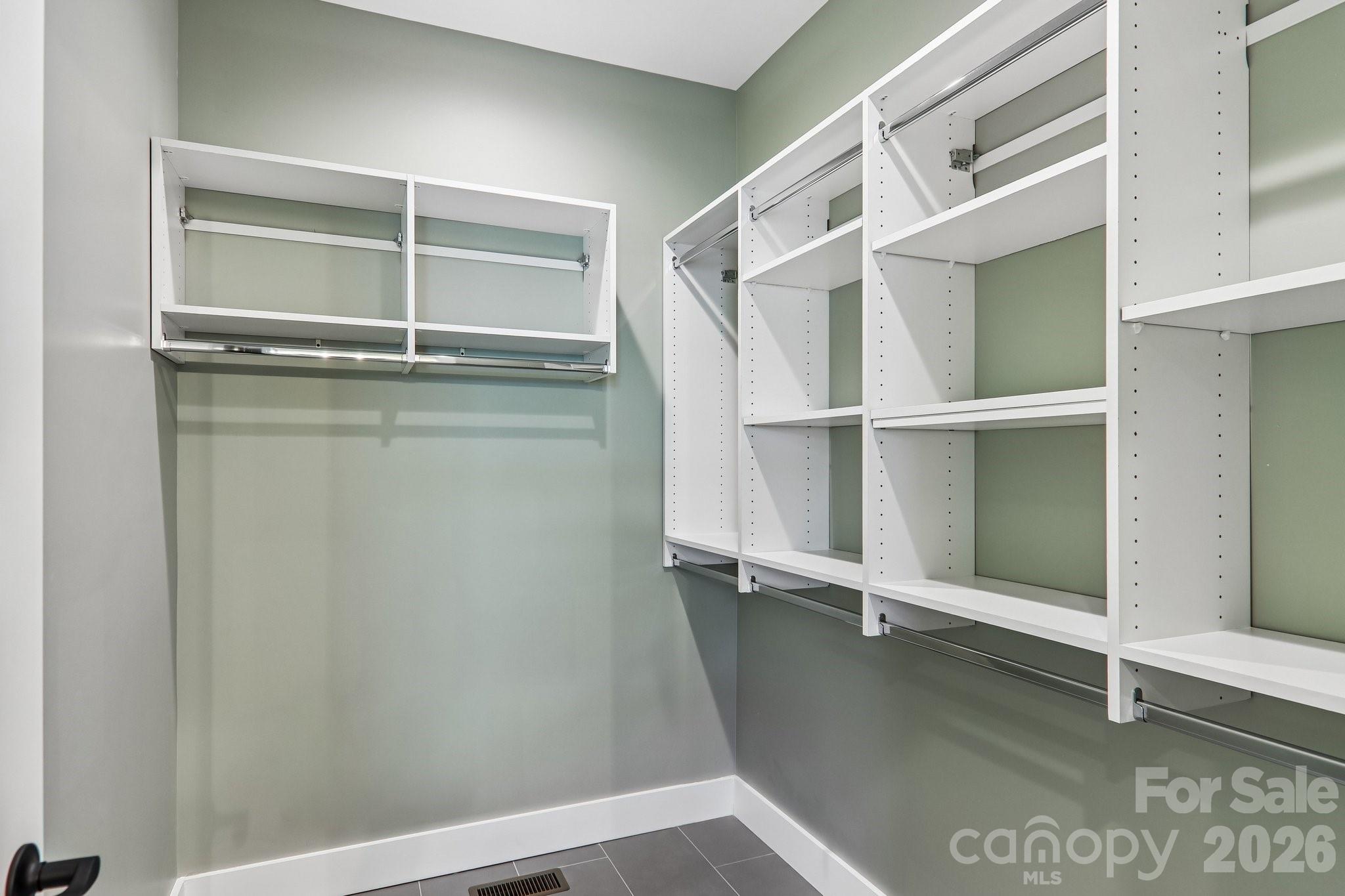 119 Olde Oak Way — Hendersonville