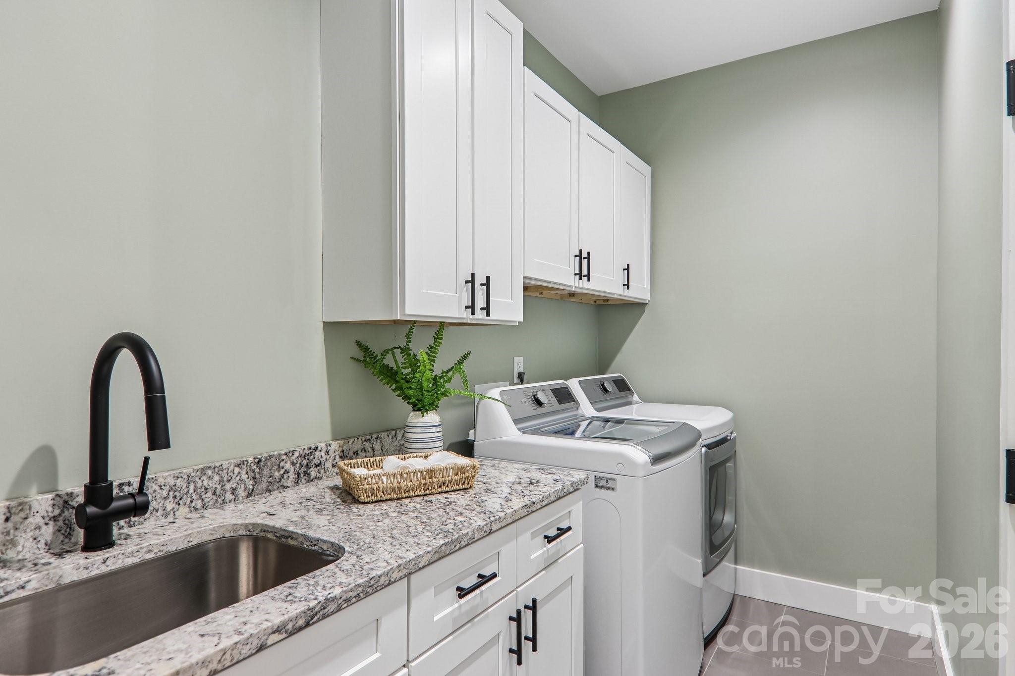119 Olde Oak Way — Hendersonville