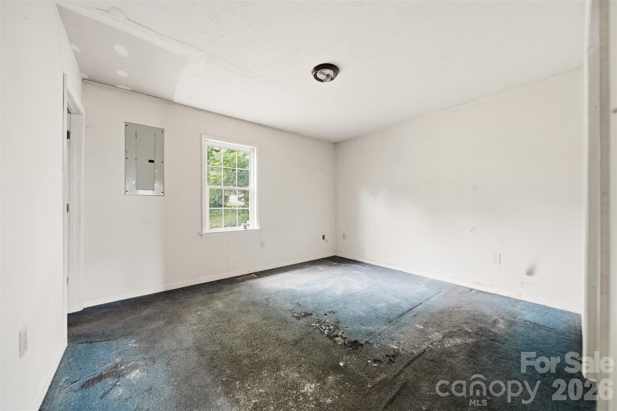 2130 Haven Circle SE — Lenoir