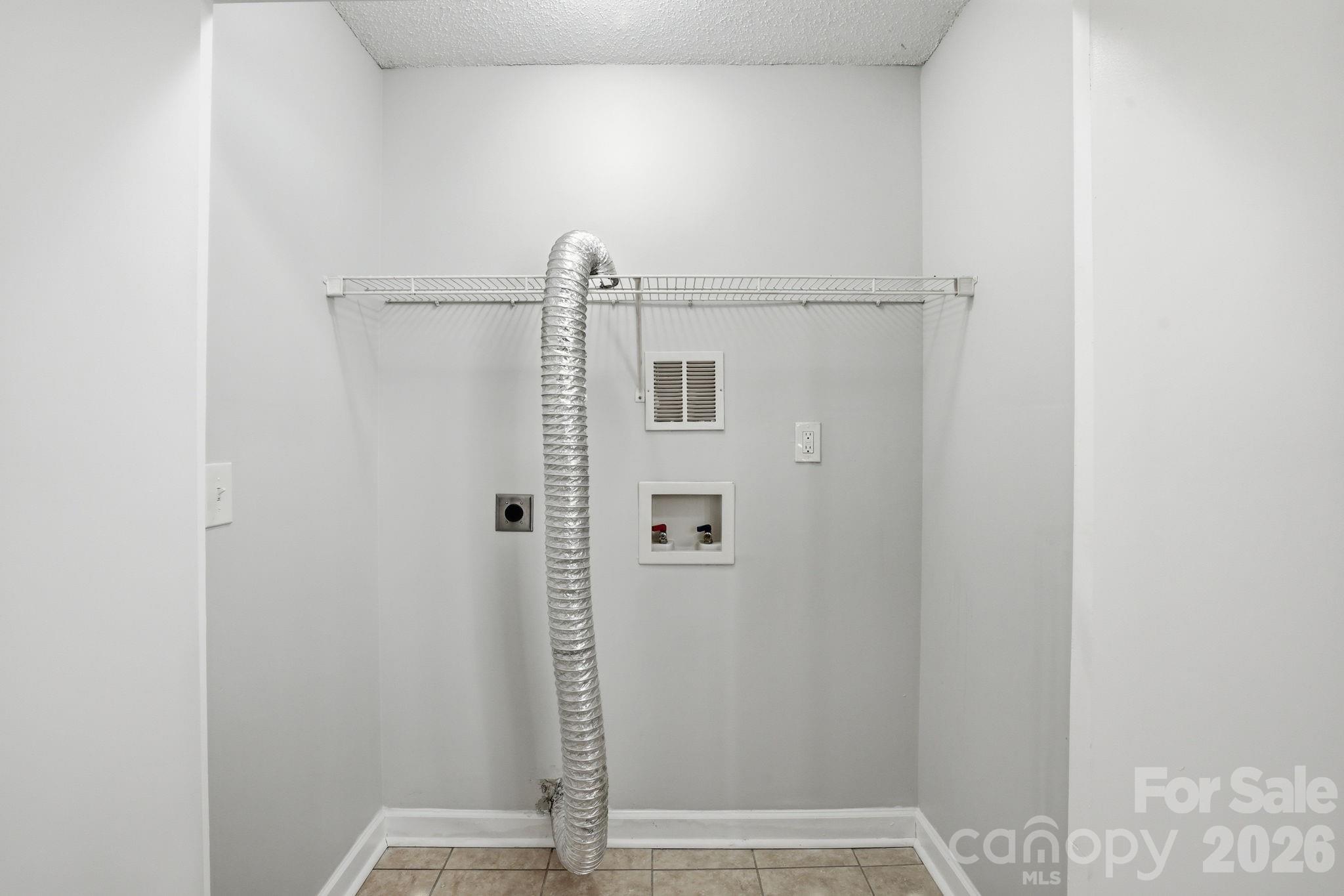 2314 Hope Valley Lane — Charlotte