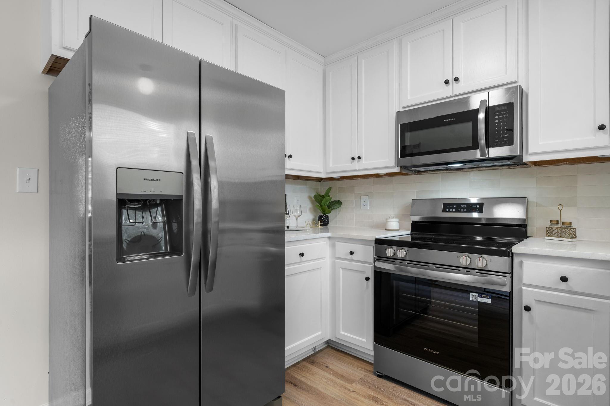 208 S B Avenue — Maiden
