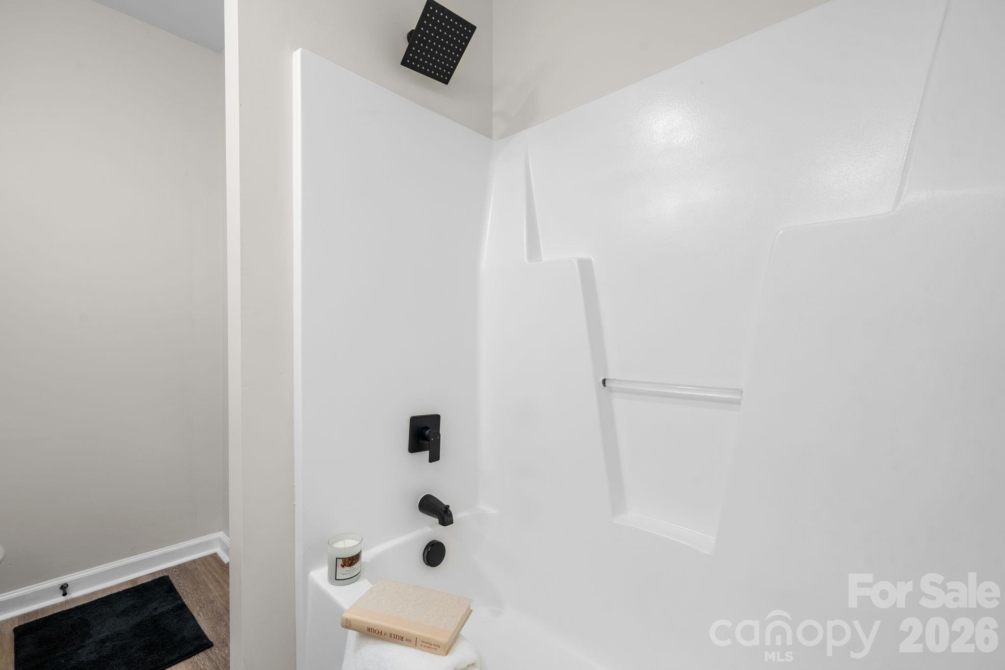 208 S B Avenue — Maiden