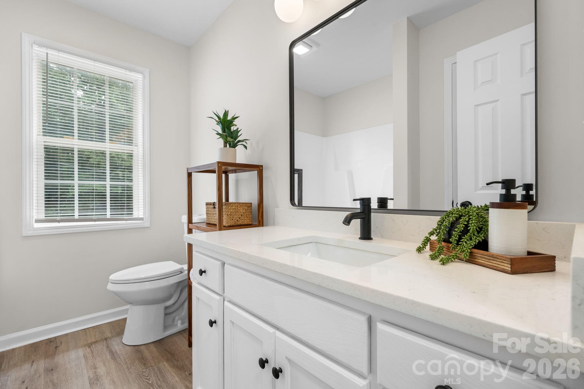 208 S B Avenue — Maiden