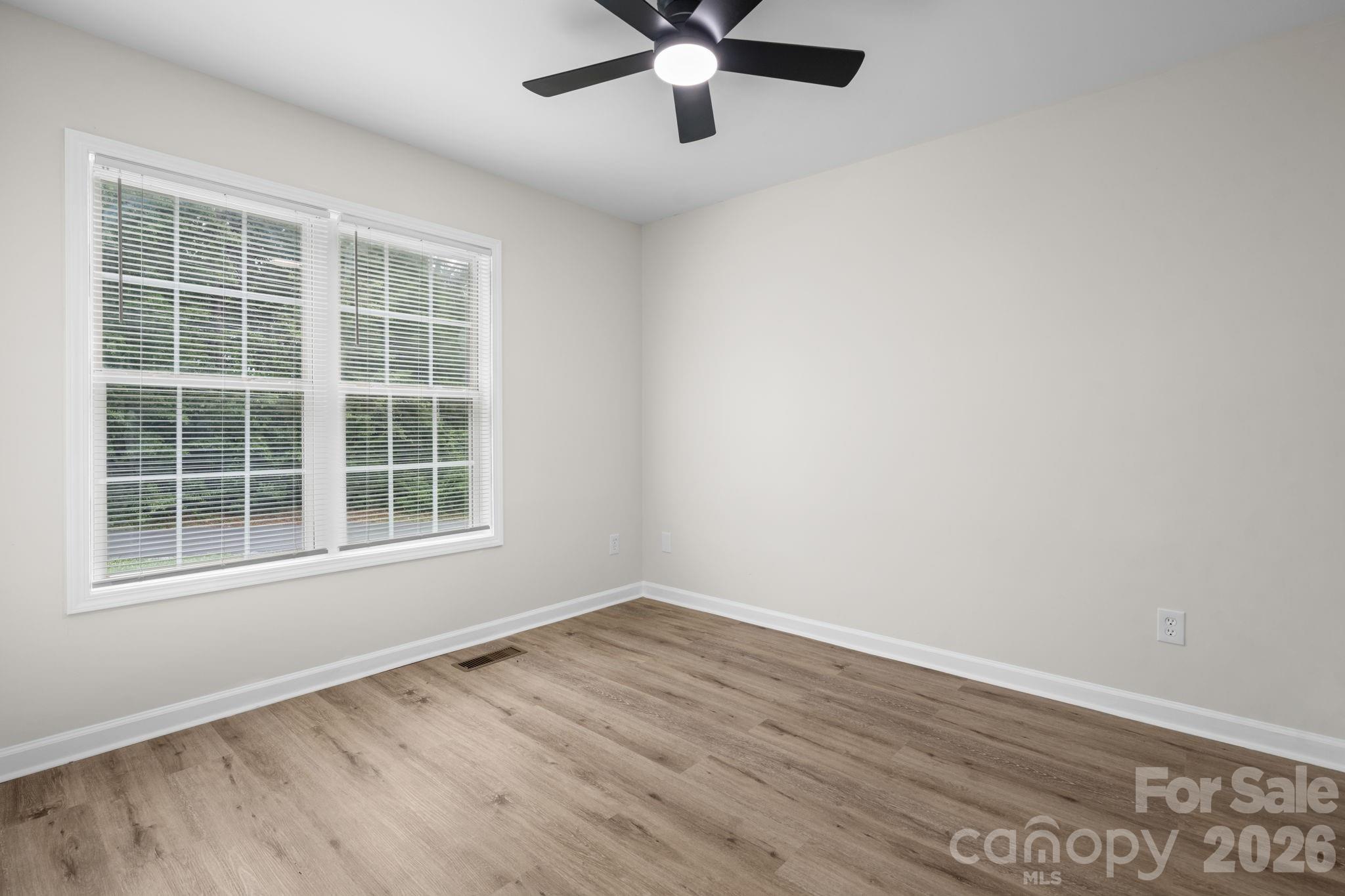 208 S B Avenue — Maiden