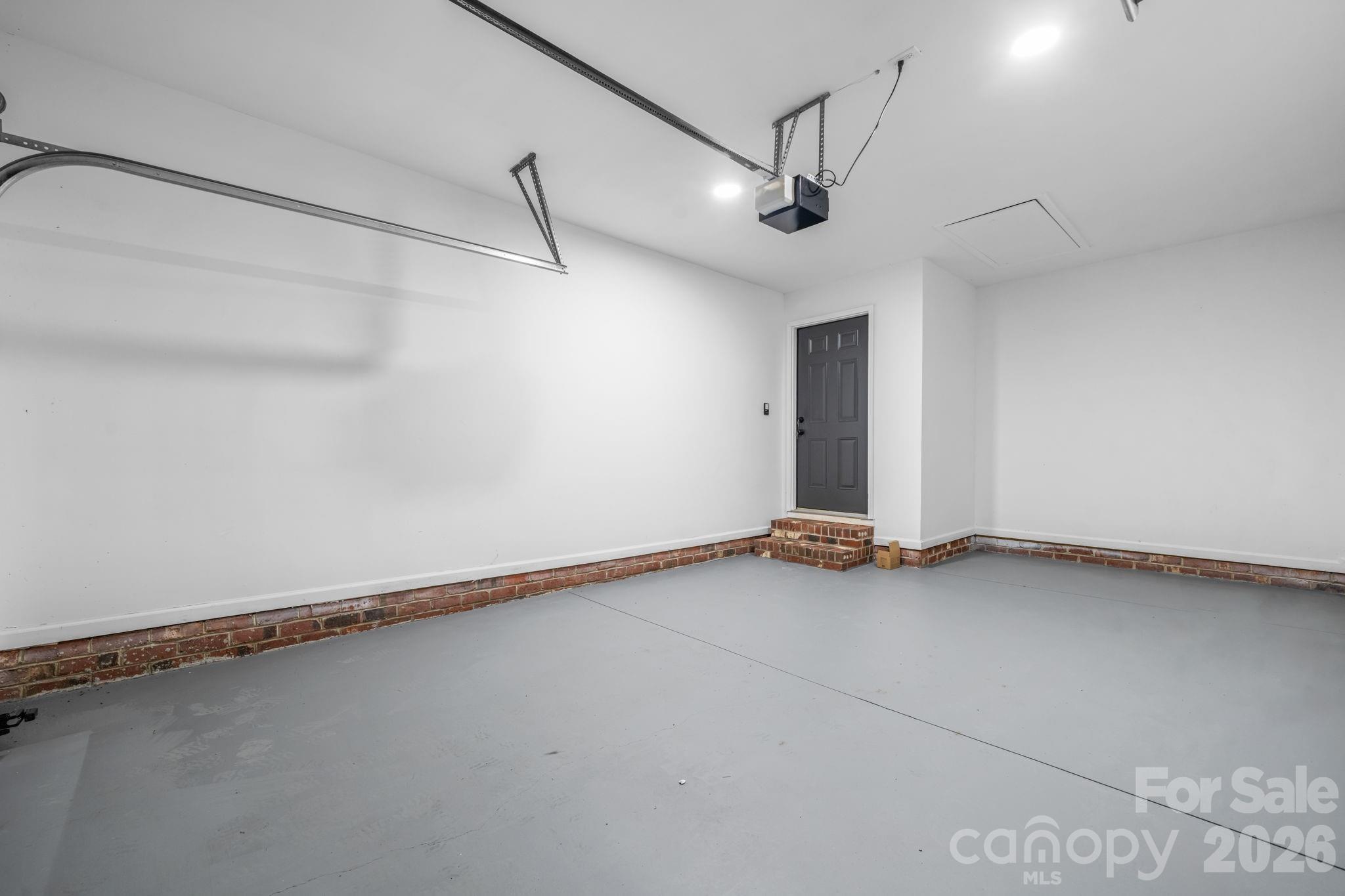 208 S B Avenue — Maiden
