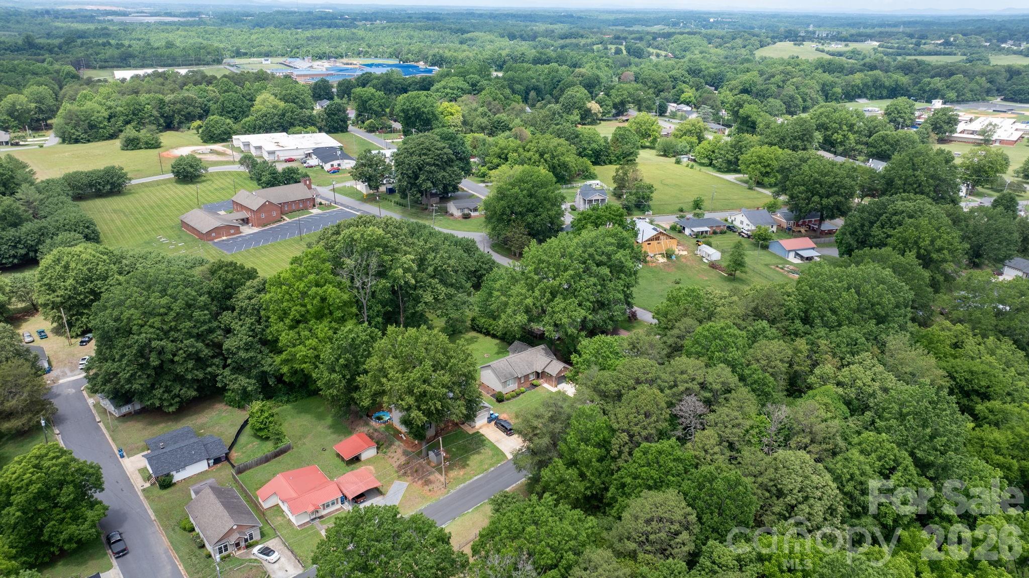 208 S B Avenue — Maiden