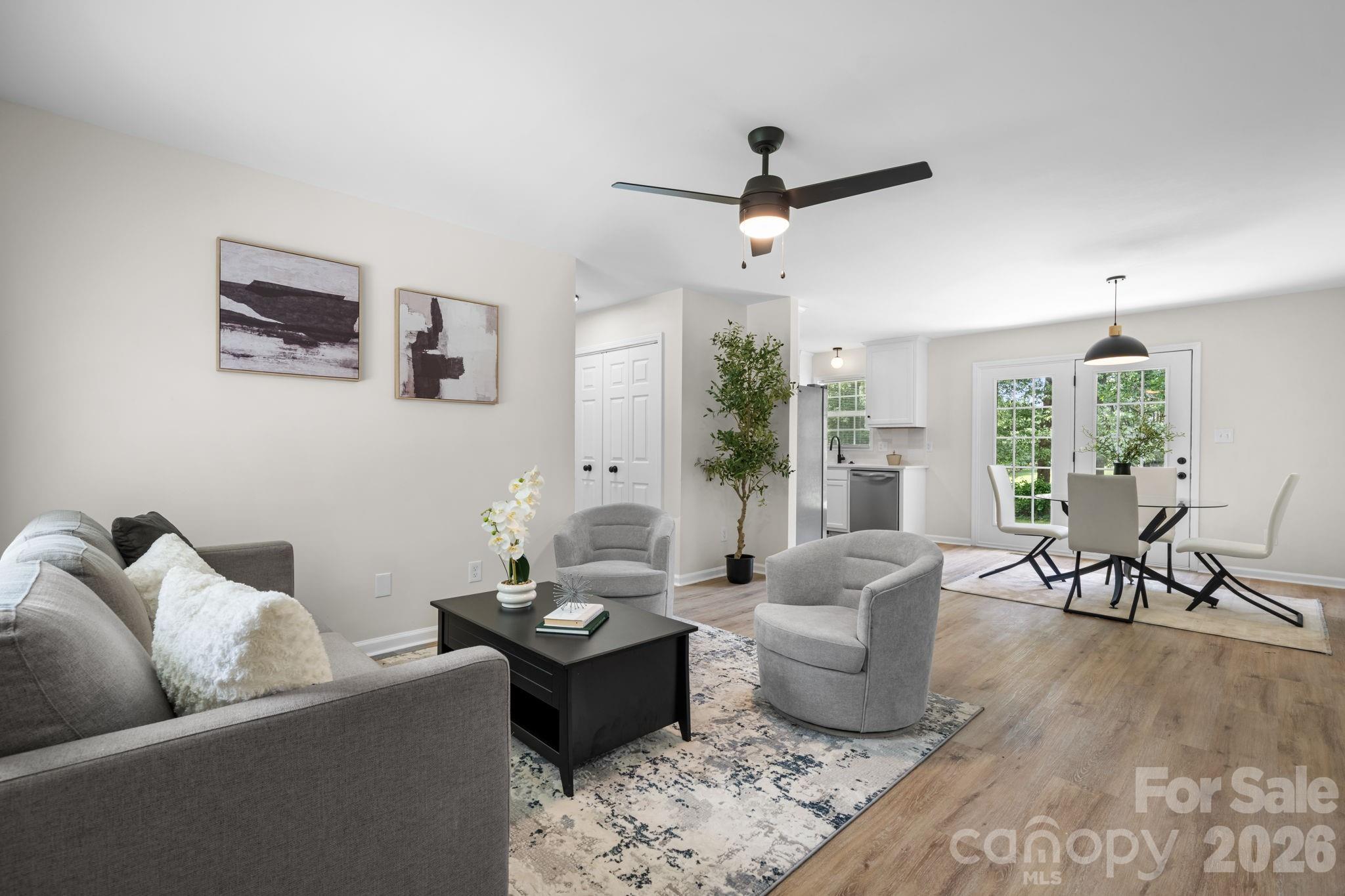 208 S B Avenue — Maiden