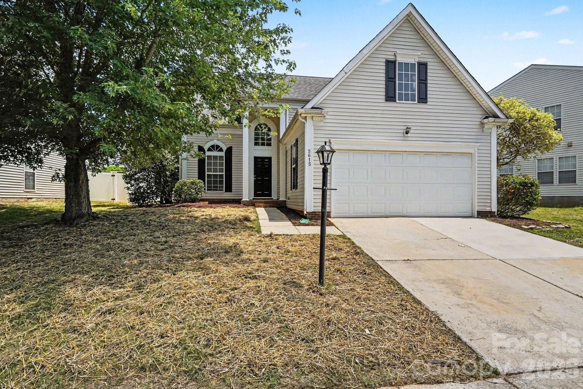 5615 Waverly Lynn Lane — Charlotte