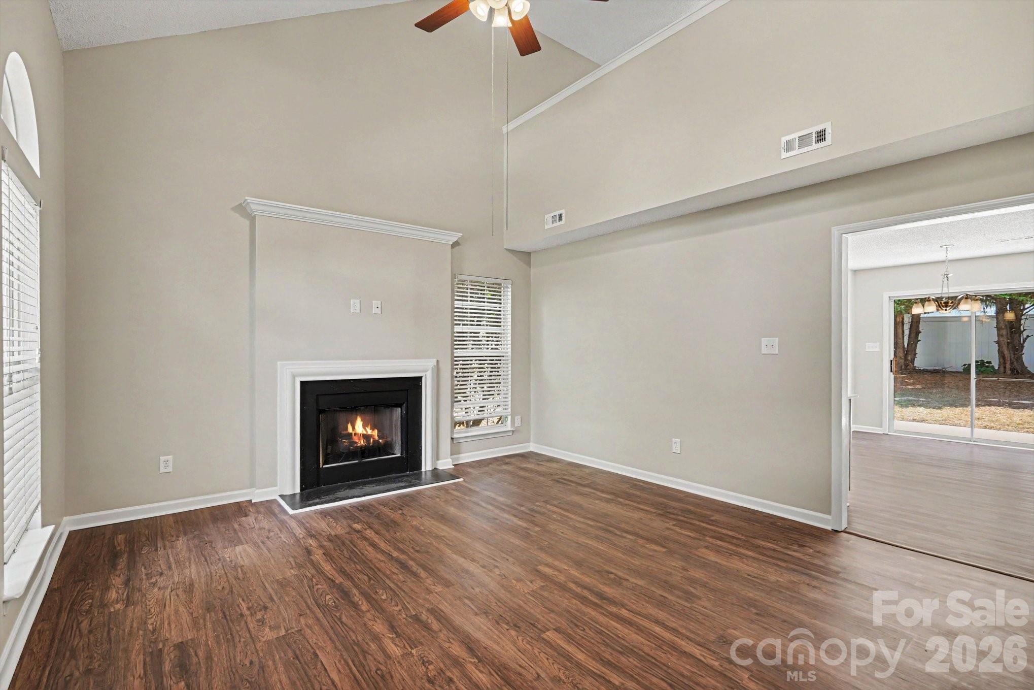 5615 Waverly Lynn Lane — Charlotte