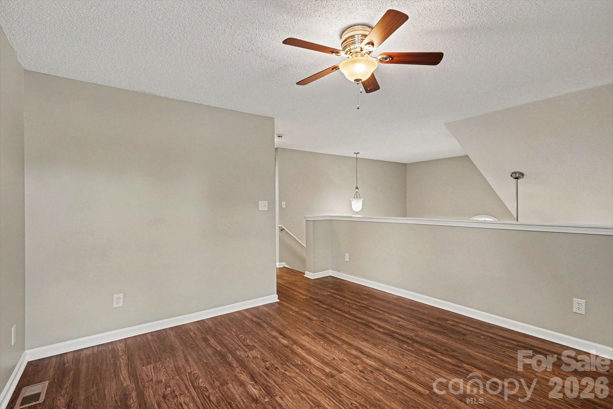5615 Waverly Lynn Lane — Charlotte