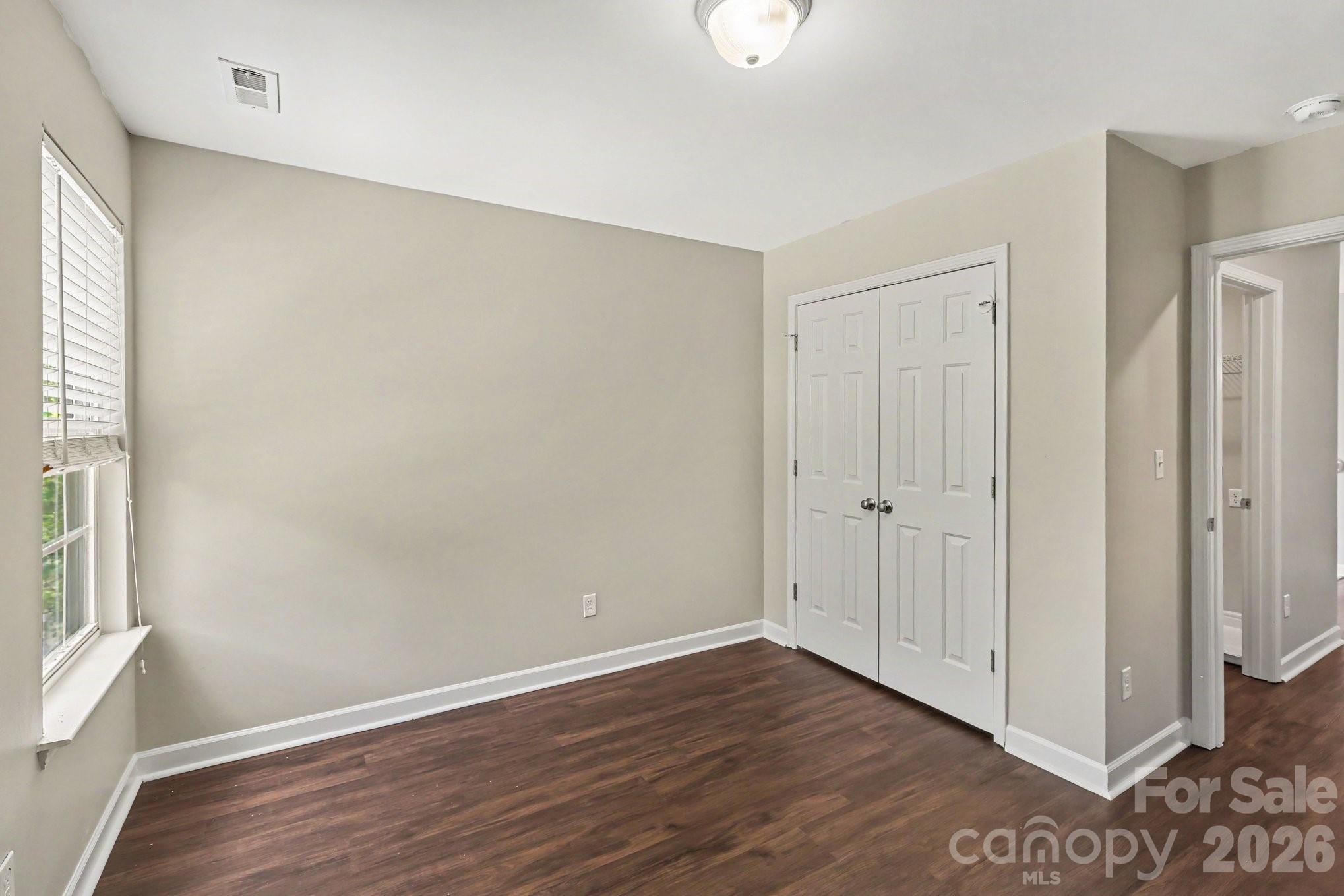 8539 Suttonview Drive — Charlotte