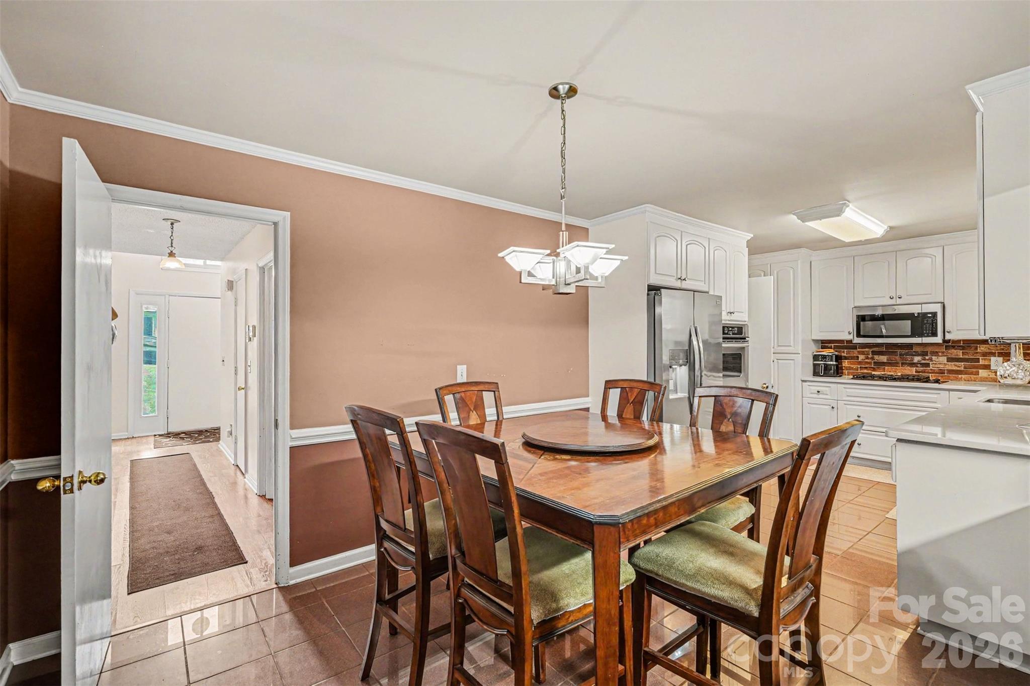 7944 Pawtuckett Road — Charlotte
