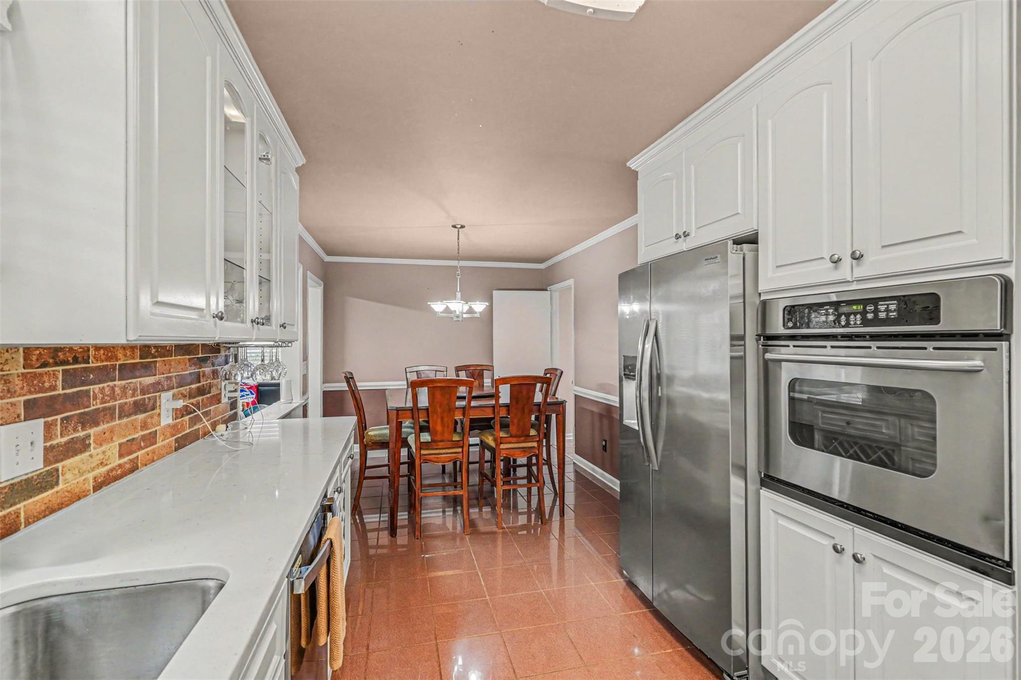 7944 Pawtuckett Road — Charlotte