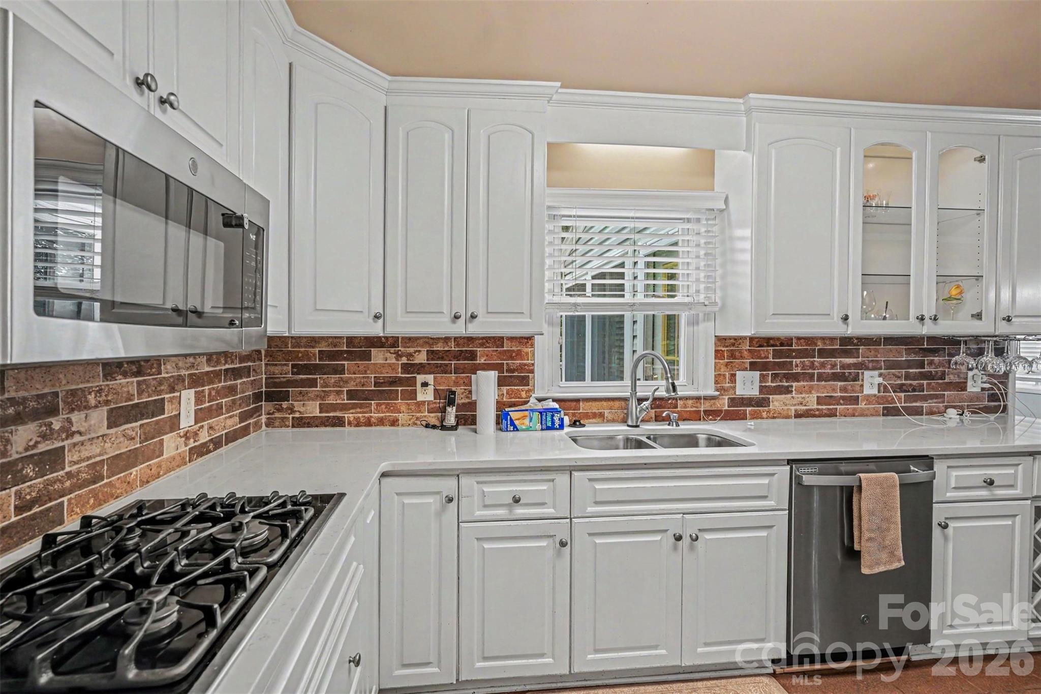 7944 Pawtuckett Road — Charlotte