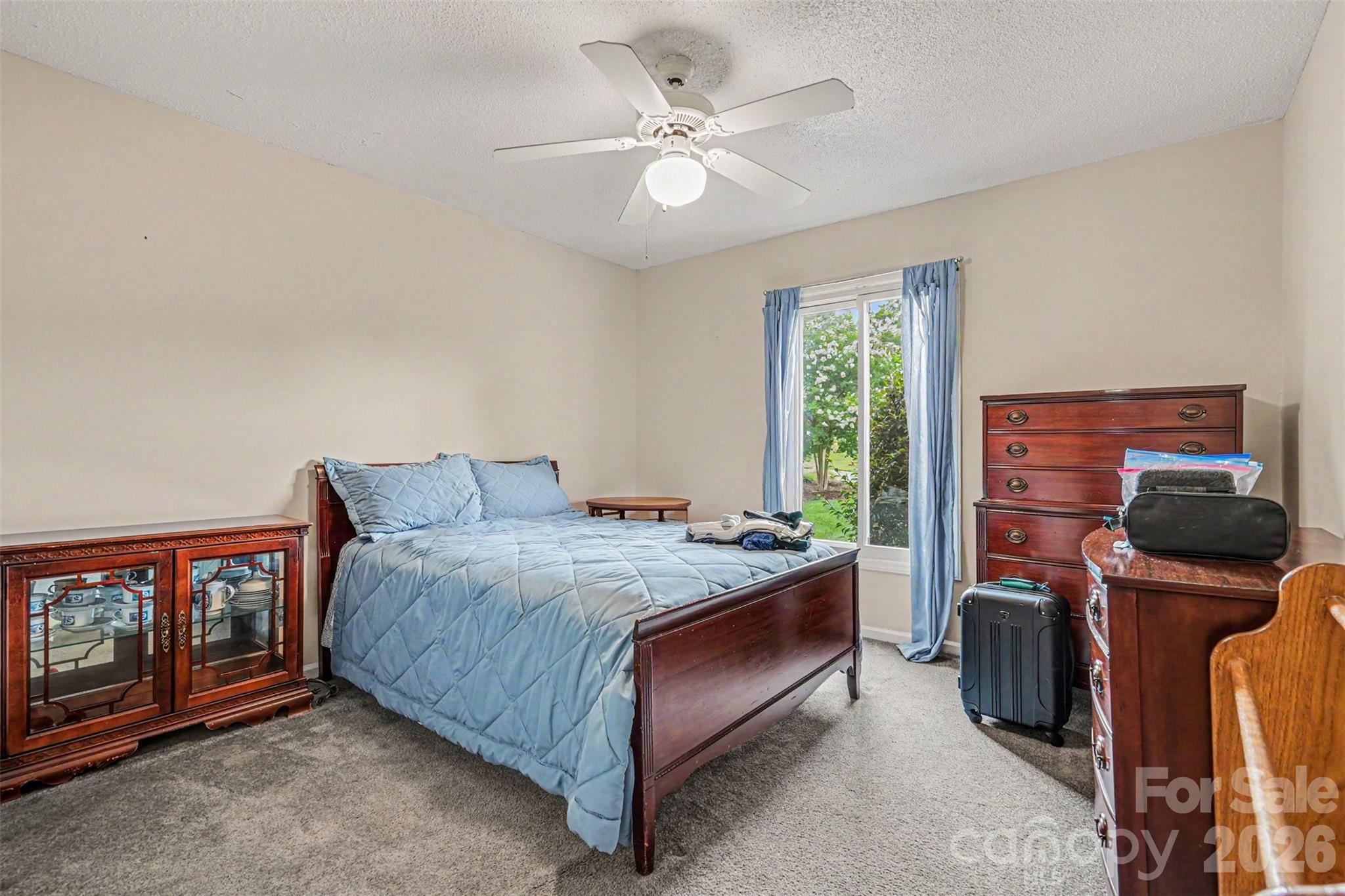 7944 Pawtuckett Road — Charlotte