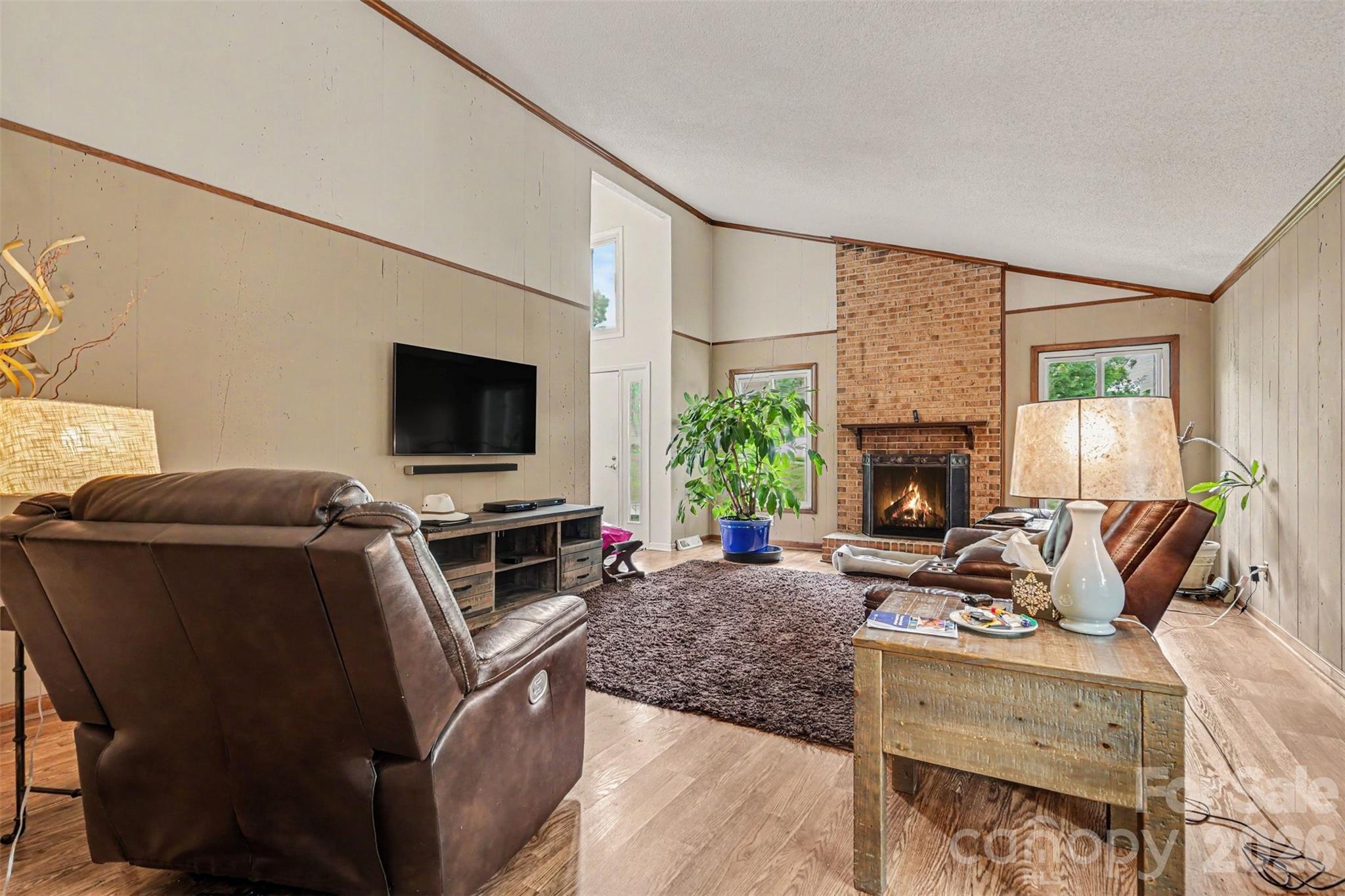 7944 Pawtuckett Road — Charlotte