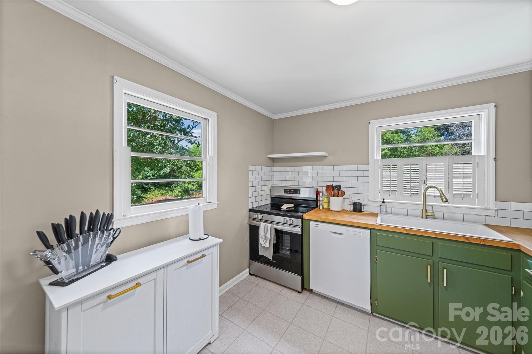 1501 Highland Avenue — Albemarle
