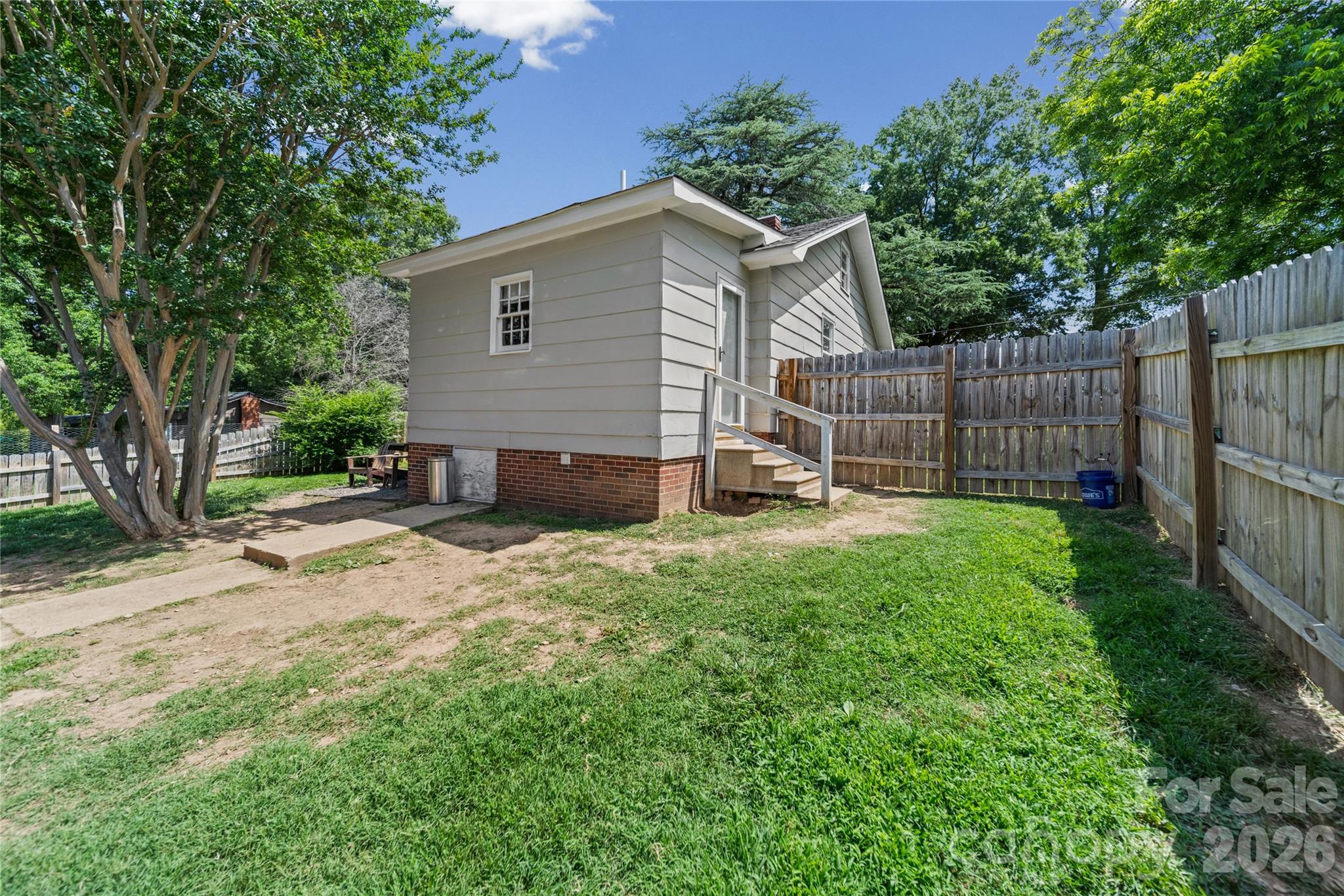 1501 Highland Avenue — Albemarle