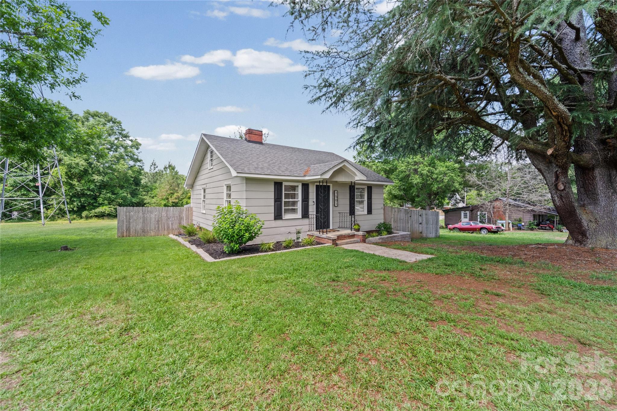 1501 Highland Avenue — Albemarle