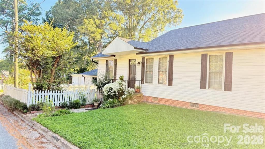 210 W Church Street — Cherryville