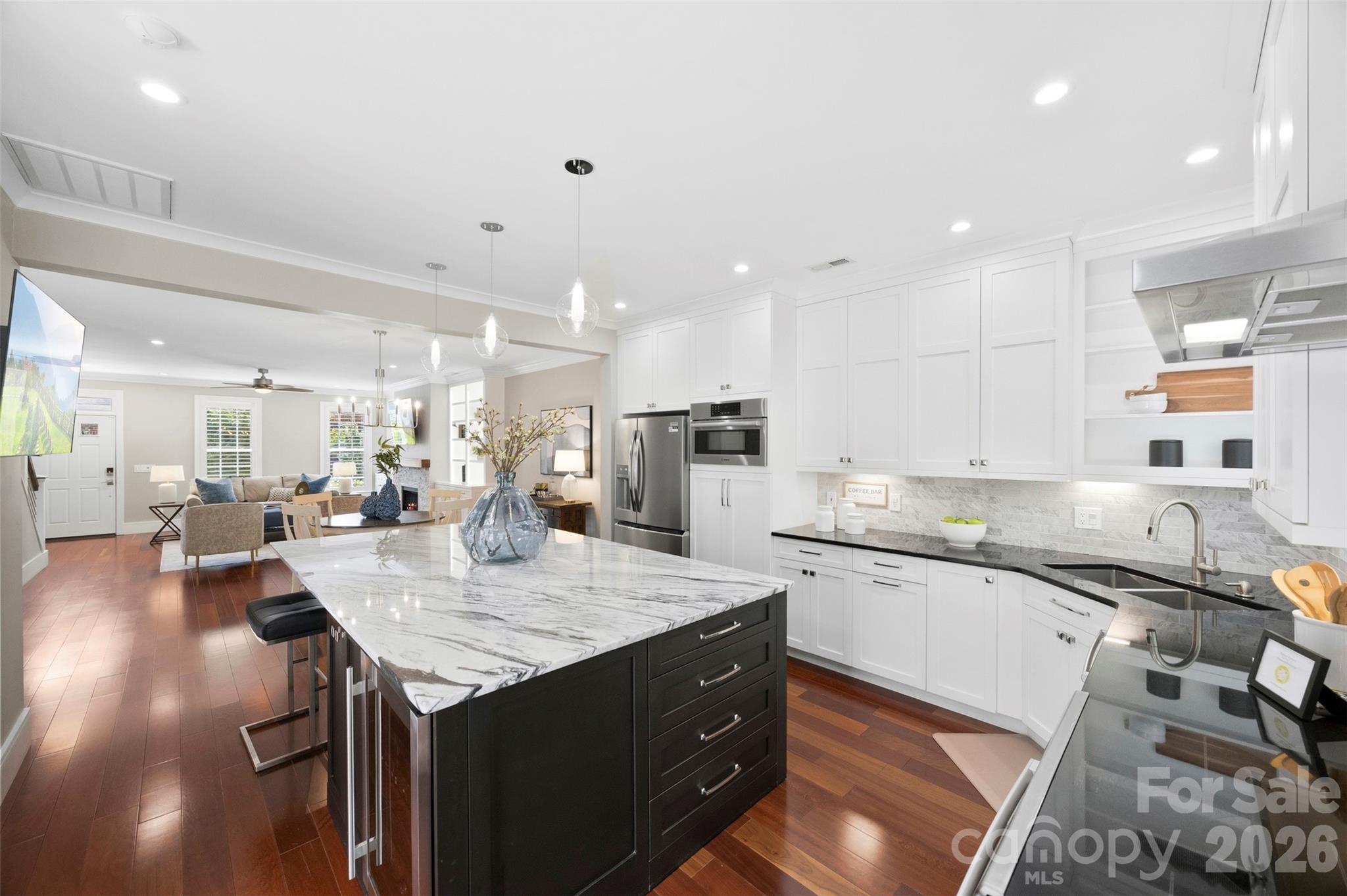 9415 Bonnie Briar Circle — Charlotte