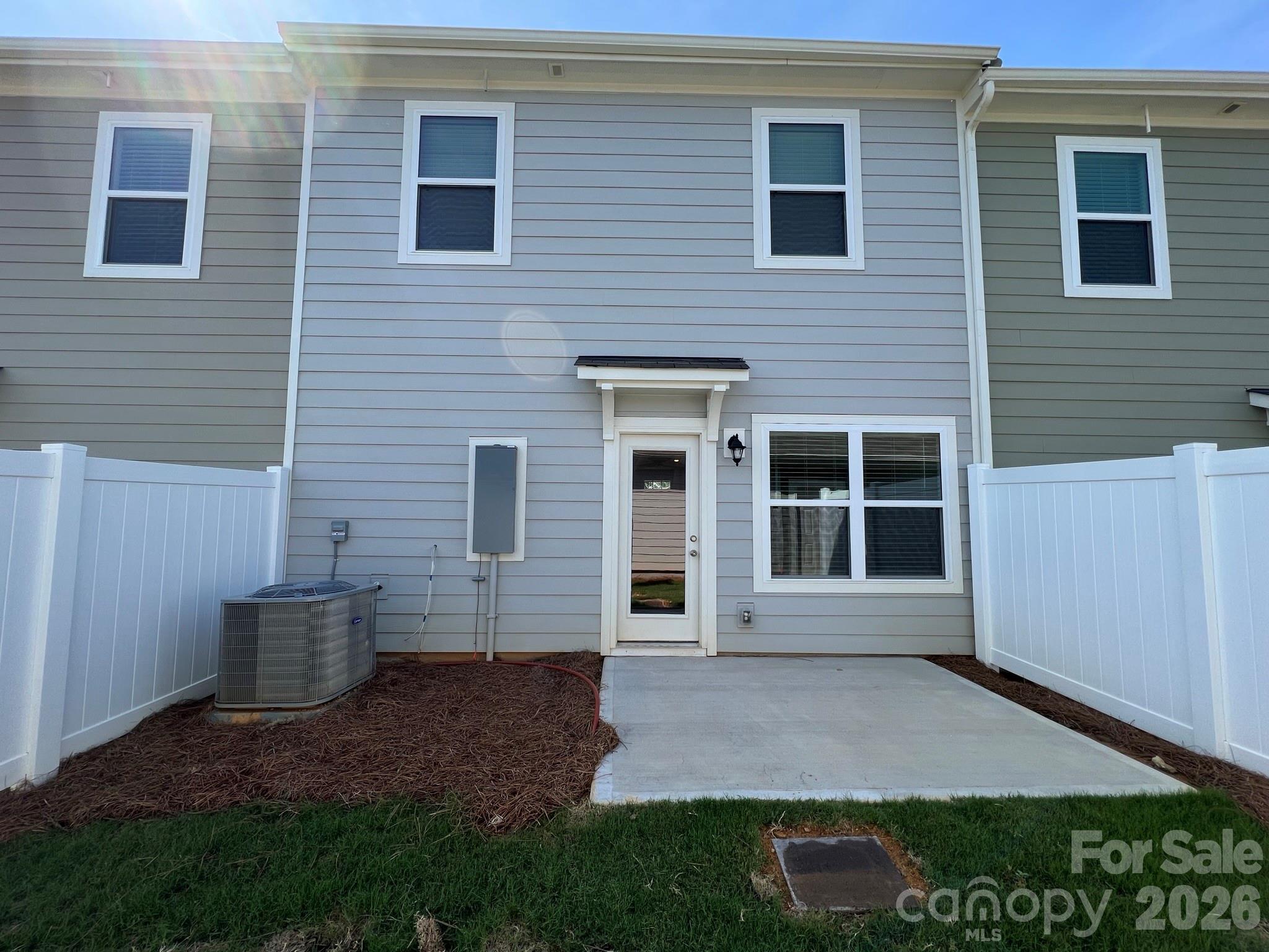 208 Sagecroft Lane — Indian Trail