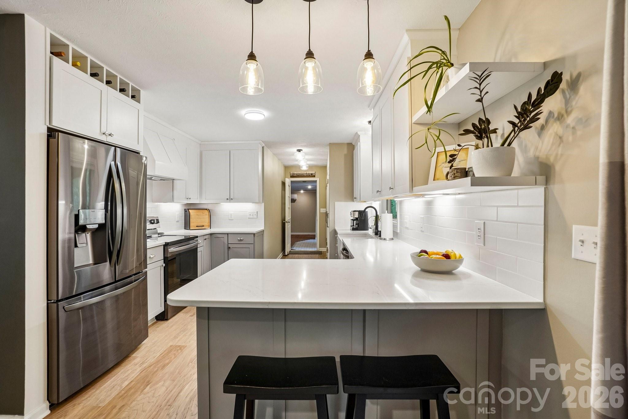 3229 N Bearwallow Road — Hendersonville