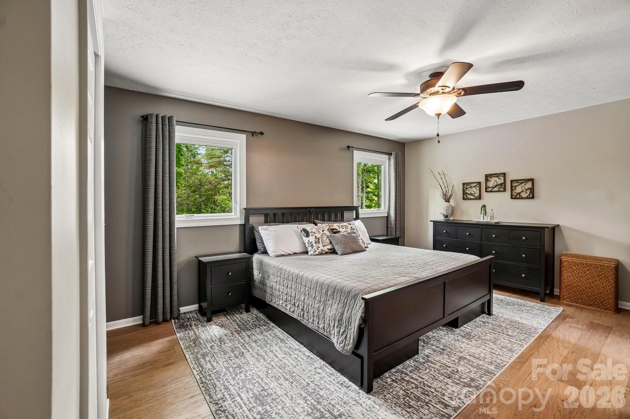 3229 N Bearwallow Road — Hendersonville