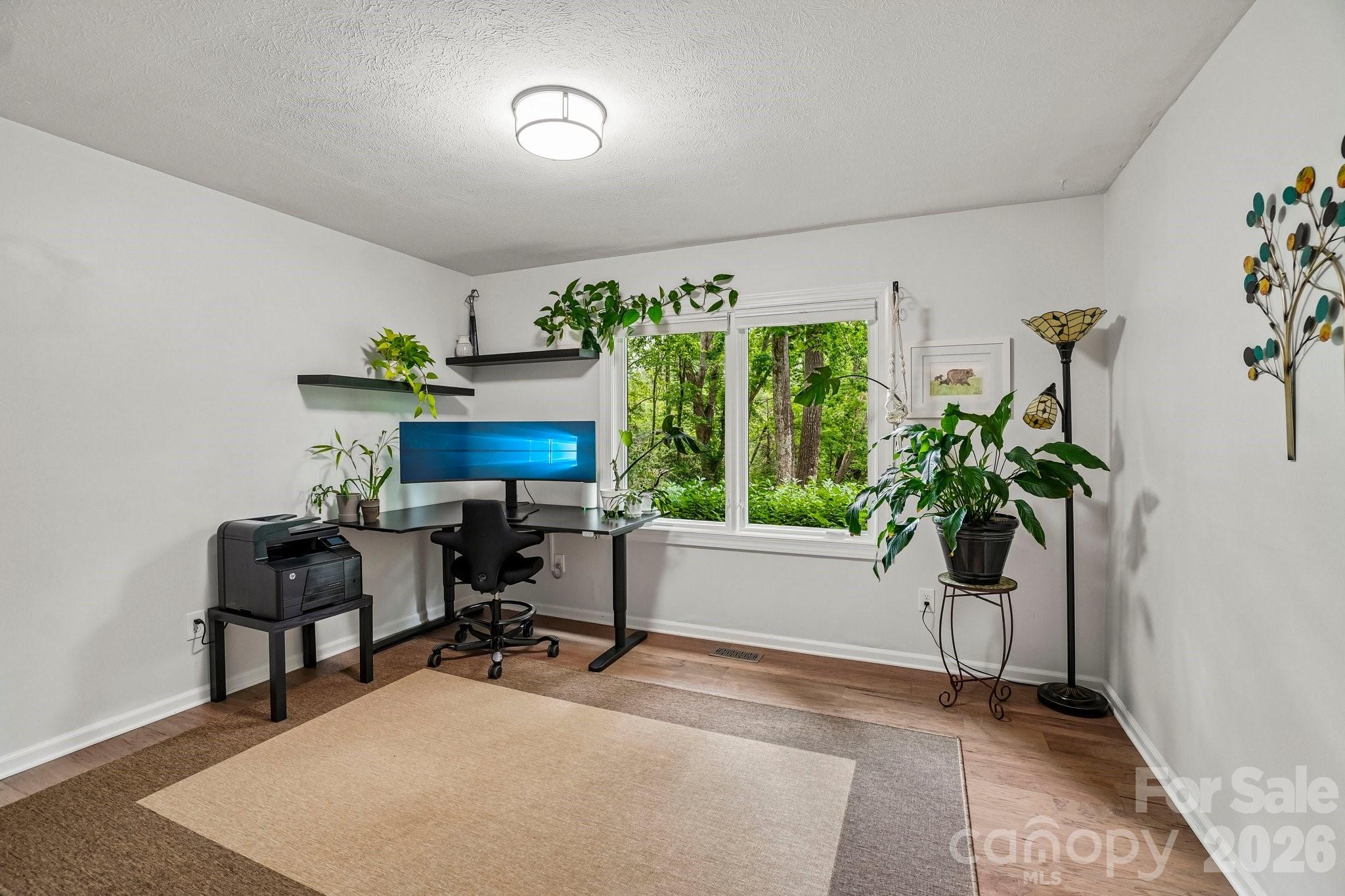 3229 N Bearwallow Road — Hendersonville